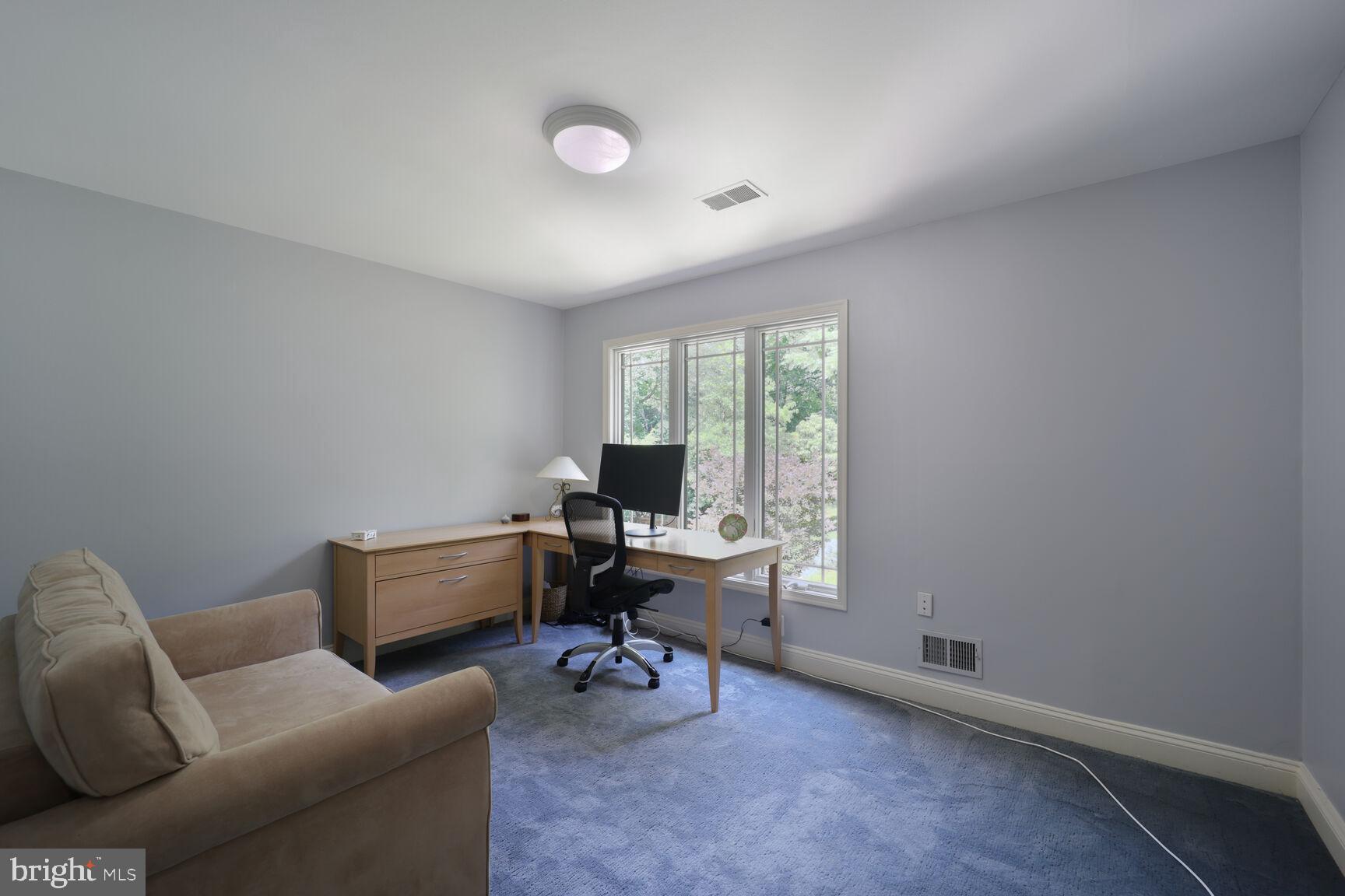 7709 MARY CASSATT DRIVE