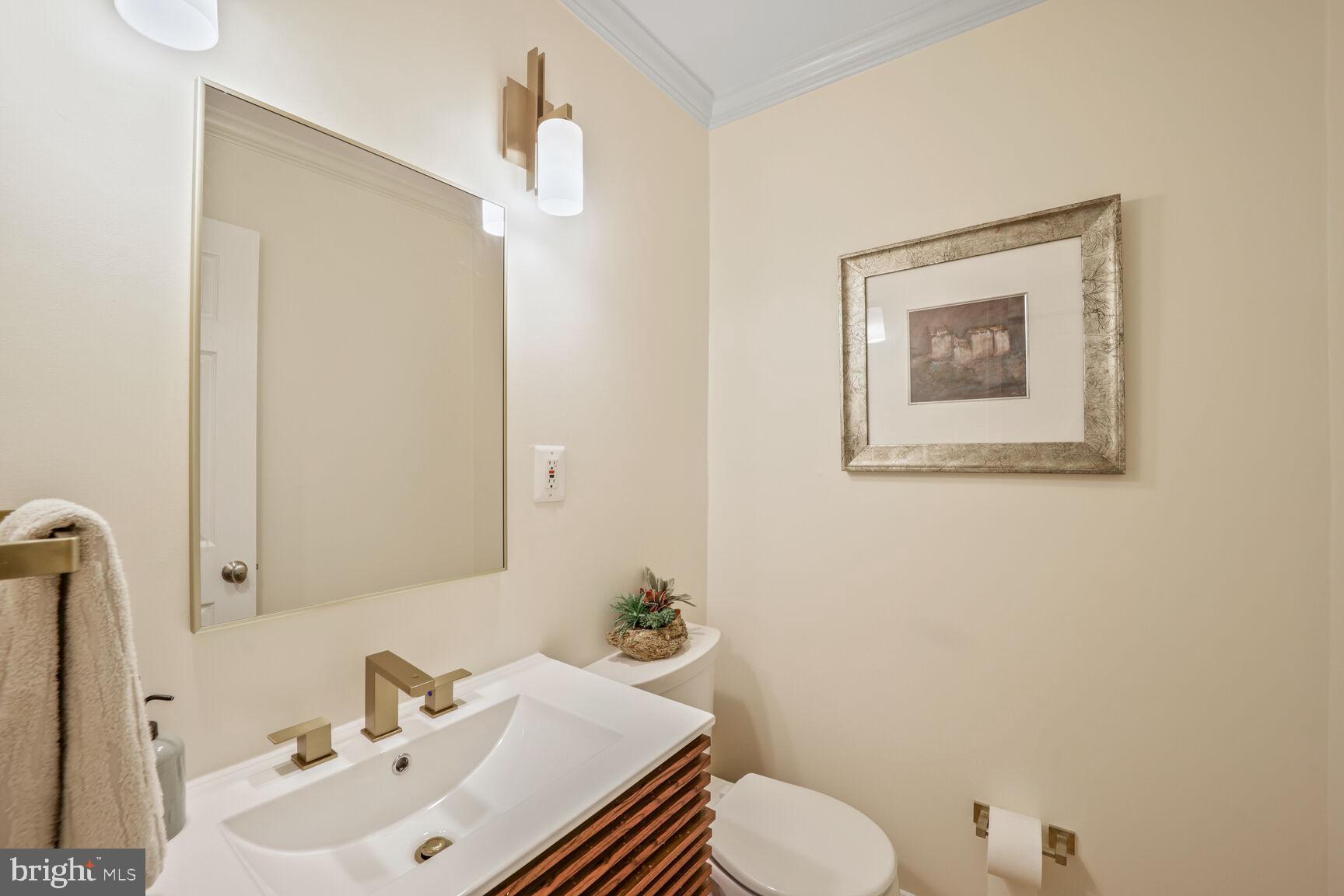 7709 MARY CASSATT DRIVE