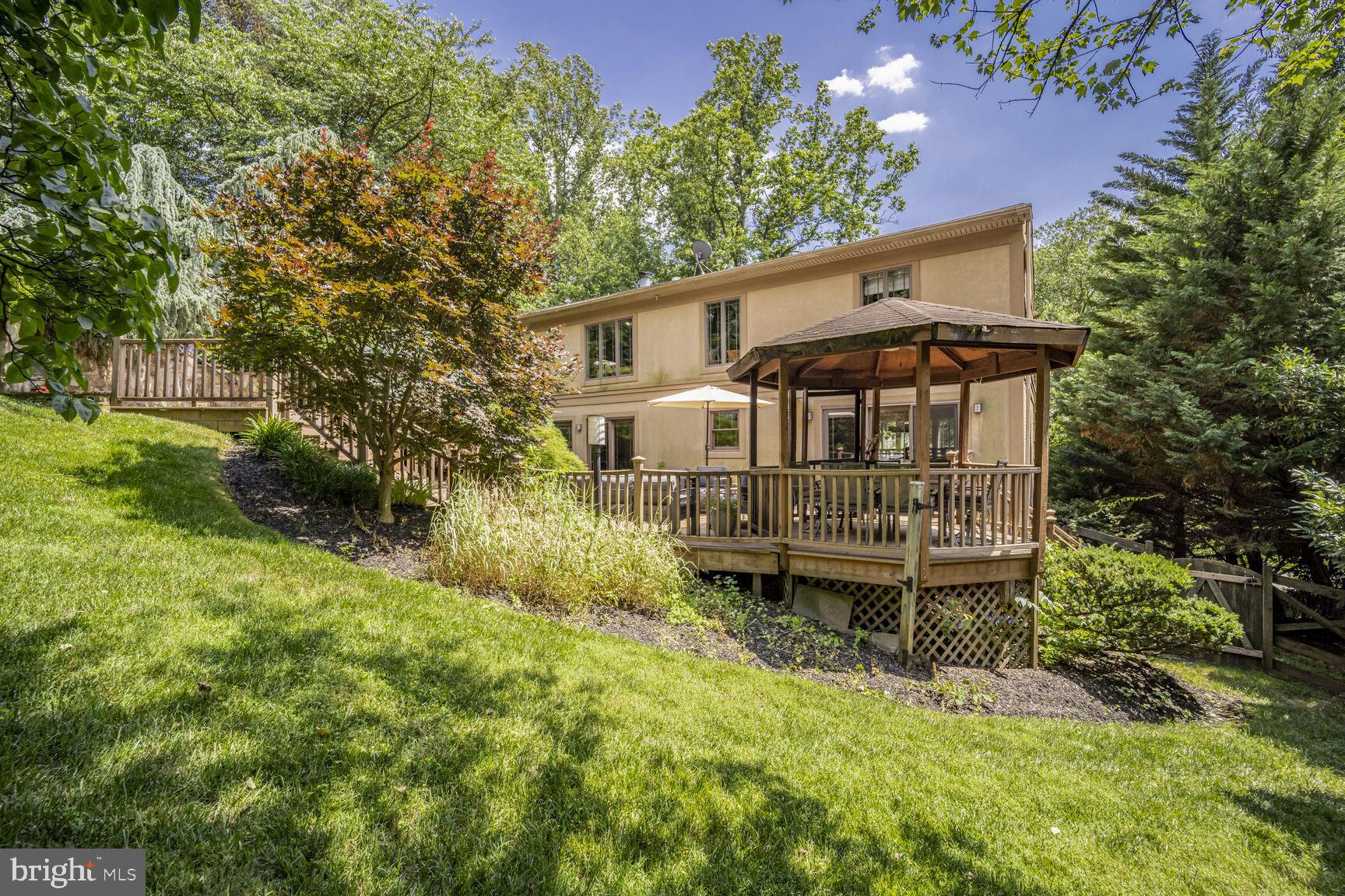 7709 MARY CASSATT DRIVE