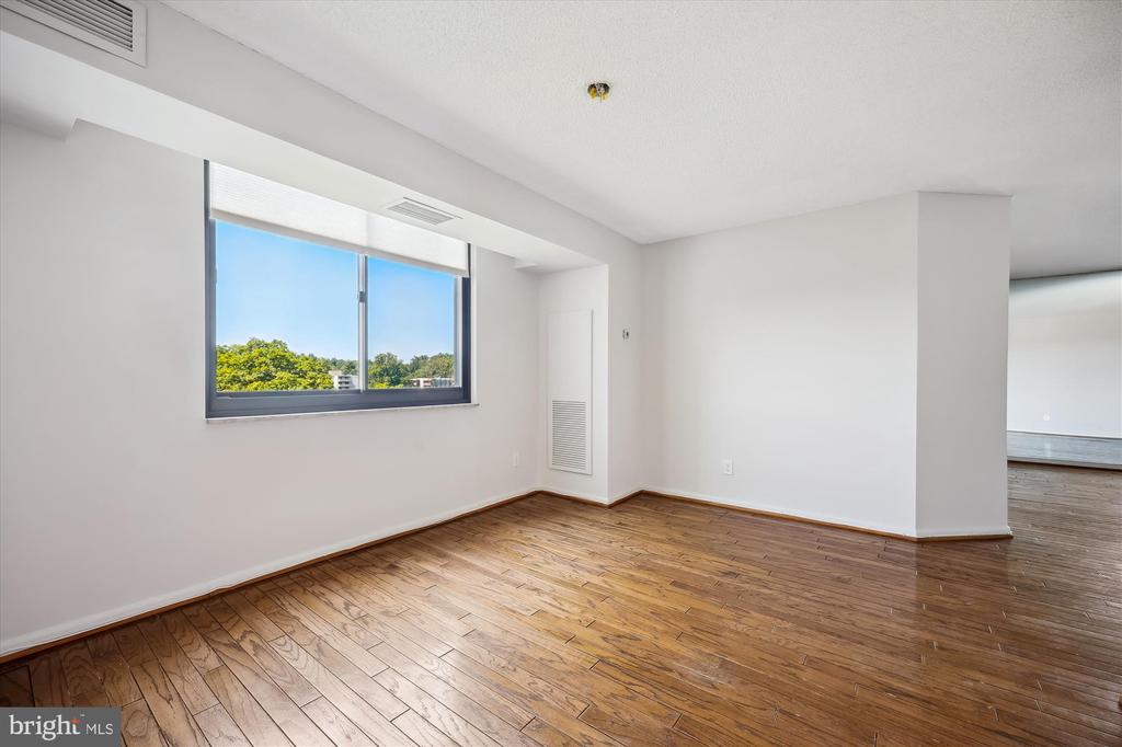 7420 WESTLAKE TERRACE 304