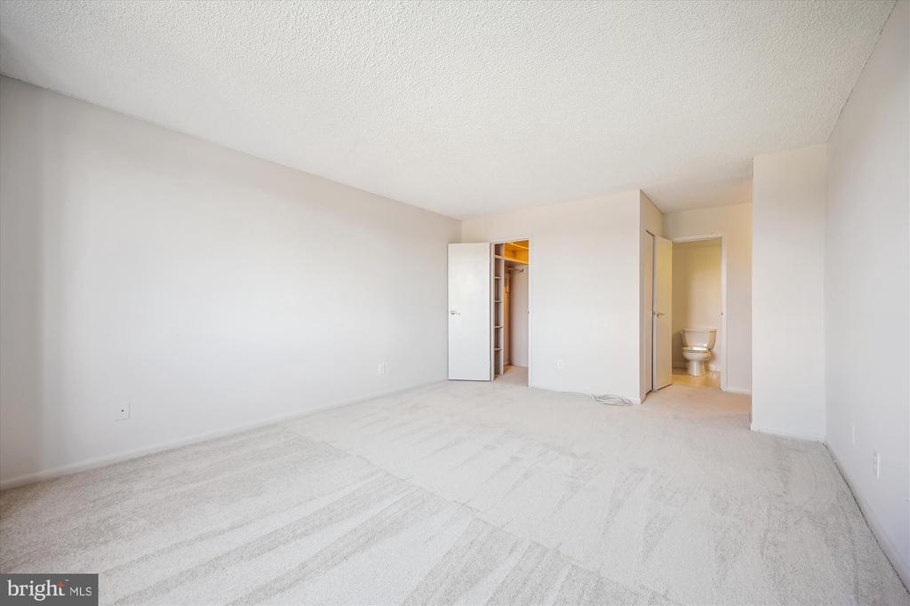 7420 WESTLAKE TERRACE 304