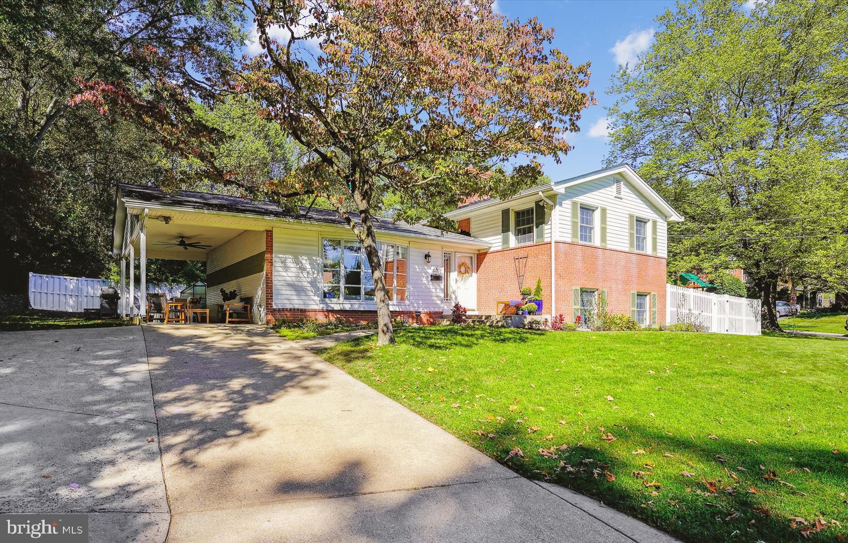 210 BURNT MILLS AVENUE