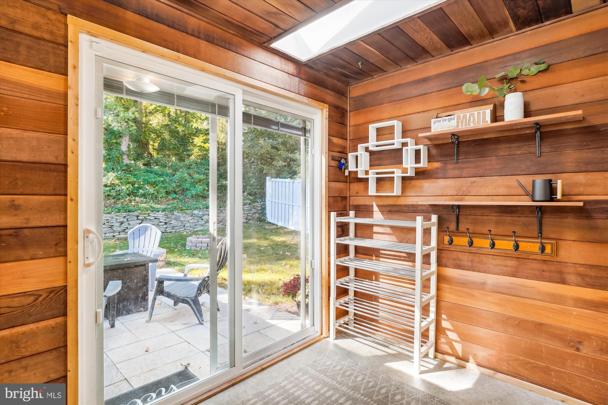 210 BURNT MILLS AVENUE