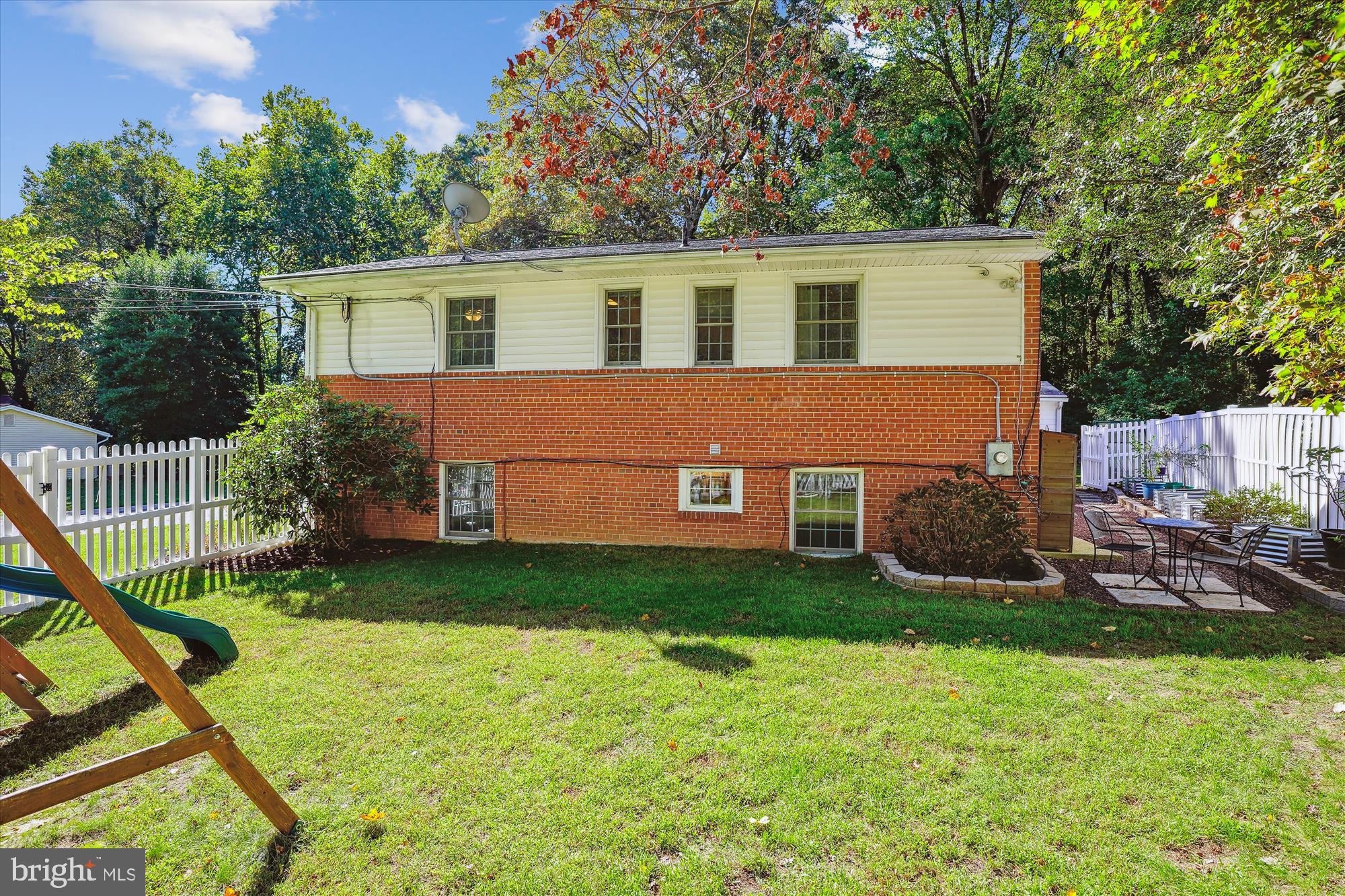 210 BURNT MILLS AVENUE