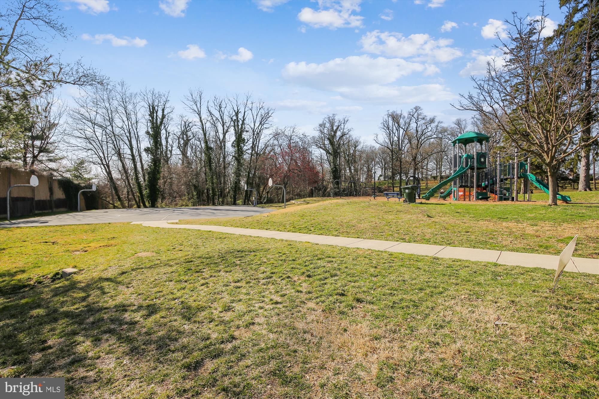 210 BURNT MILLS AVENUE