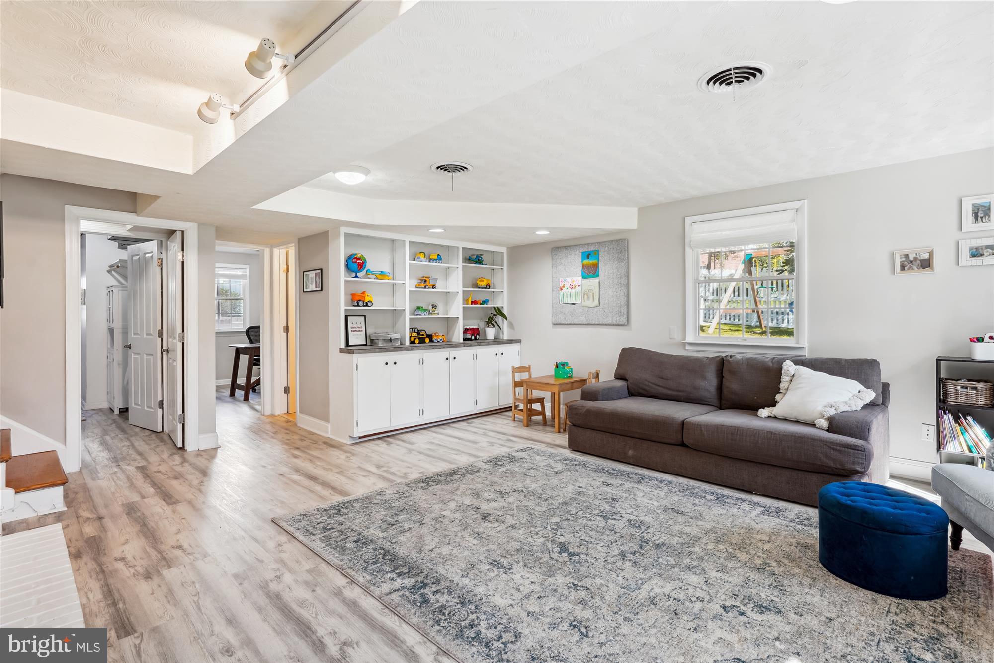 210 BURNT MILLS AVENUE