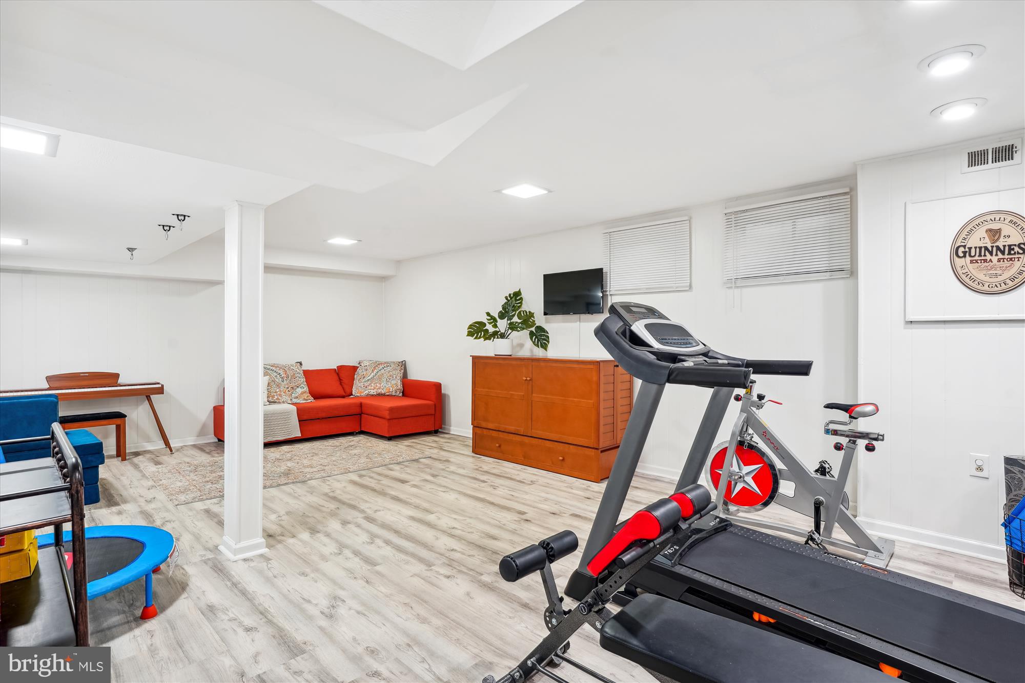 210 BURNT MILLS AVENUE