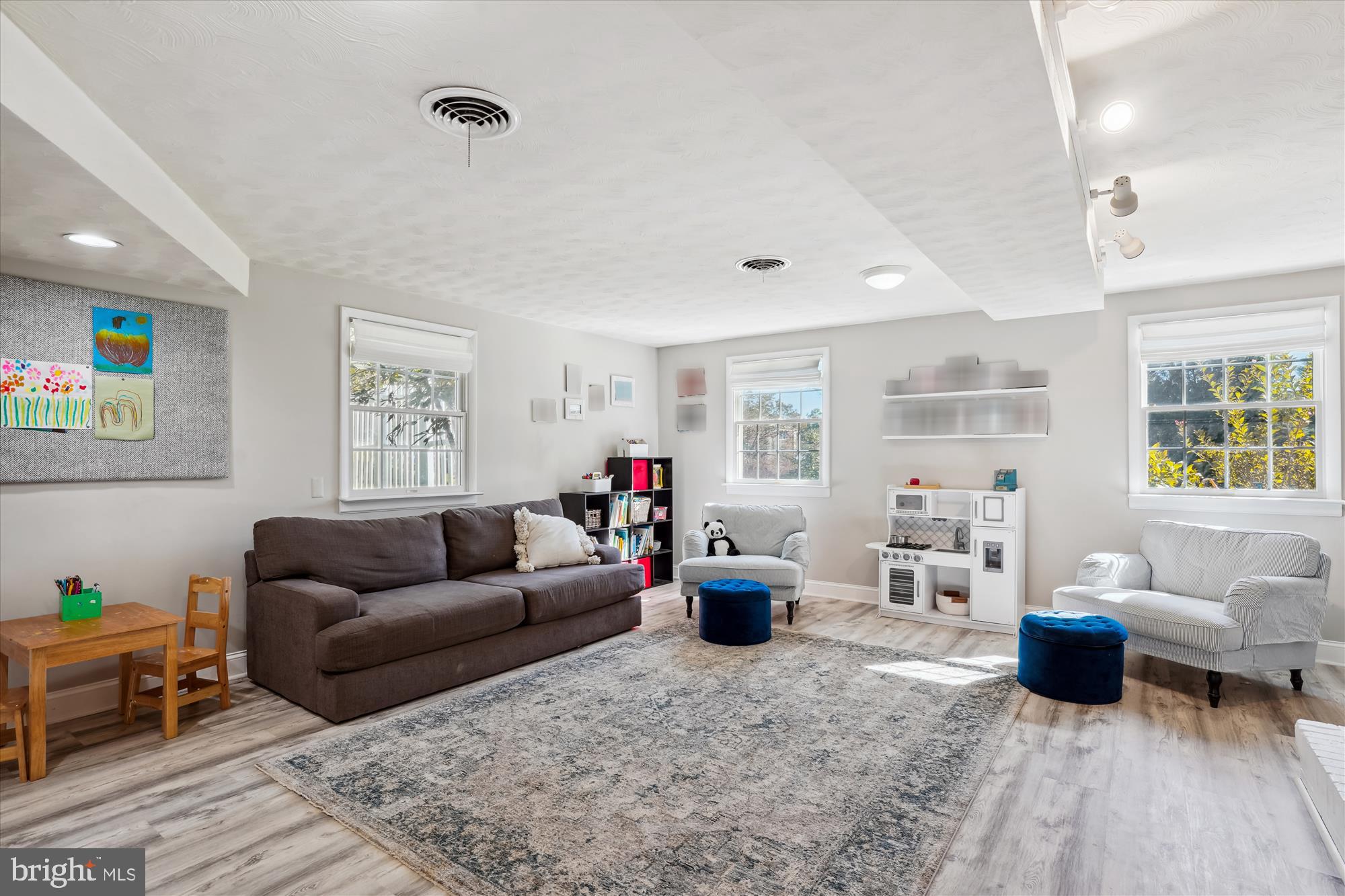 210 BURNT MILLS AVENUE