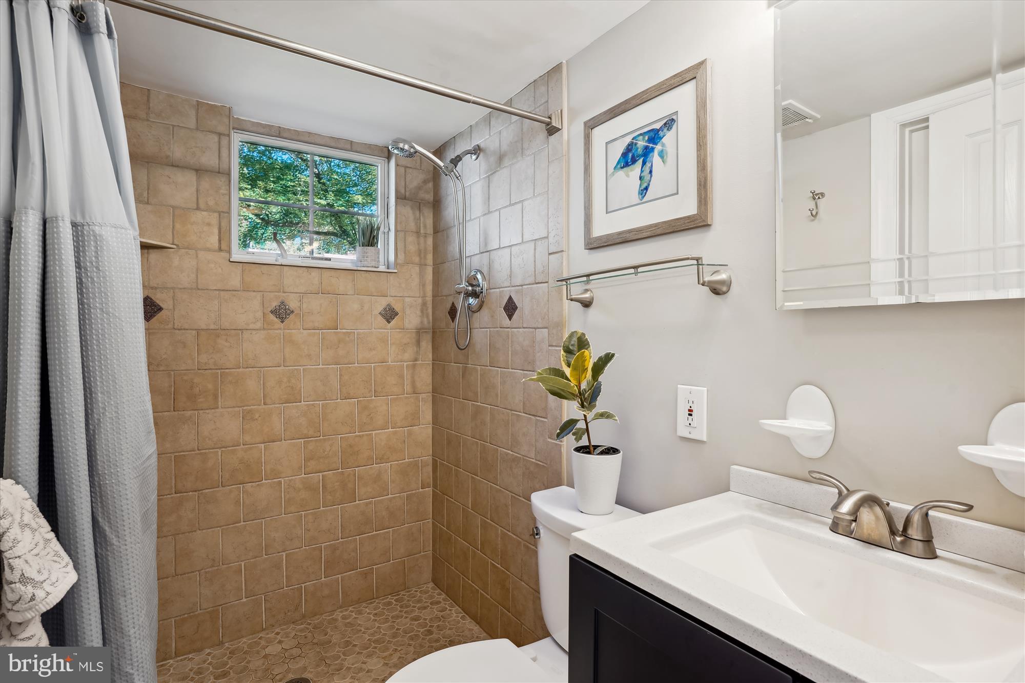 210 BURNT MILLS AVENUE