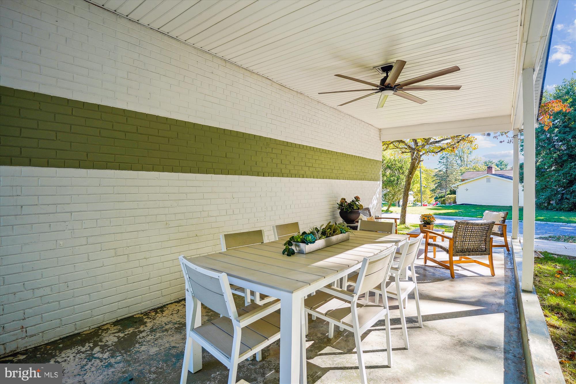 210 BURNT MILLS AVENUE