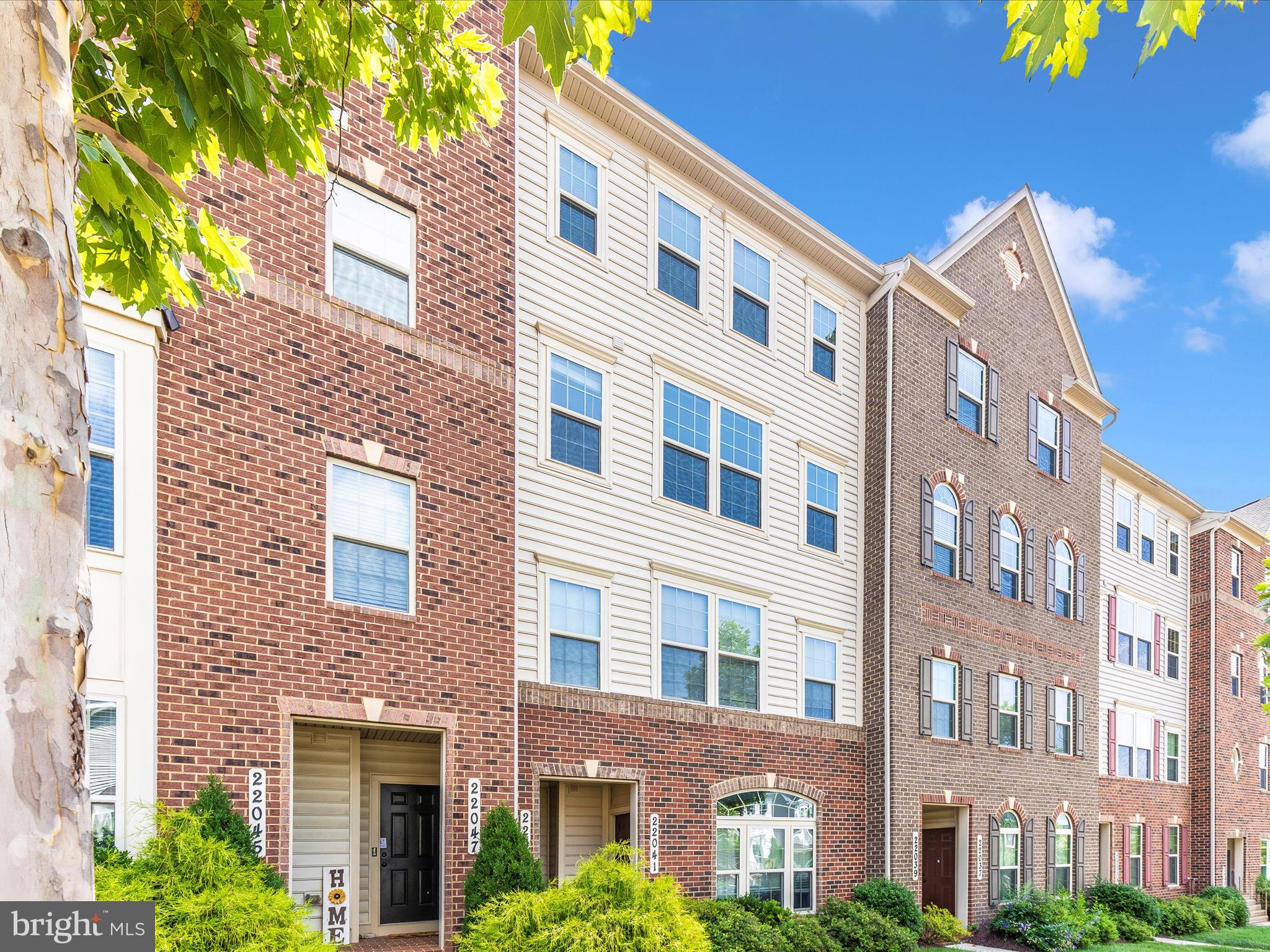 22043 BROADWAY AVENUE 401K