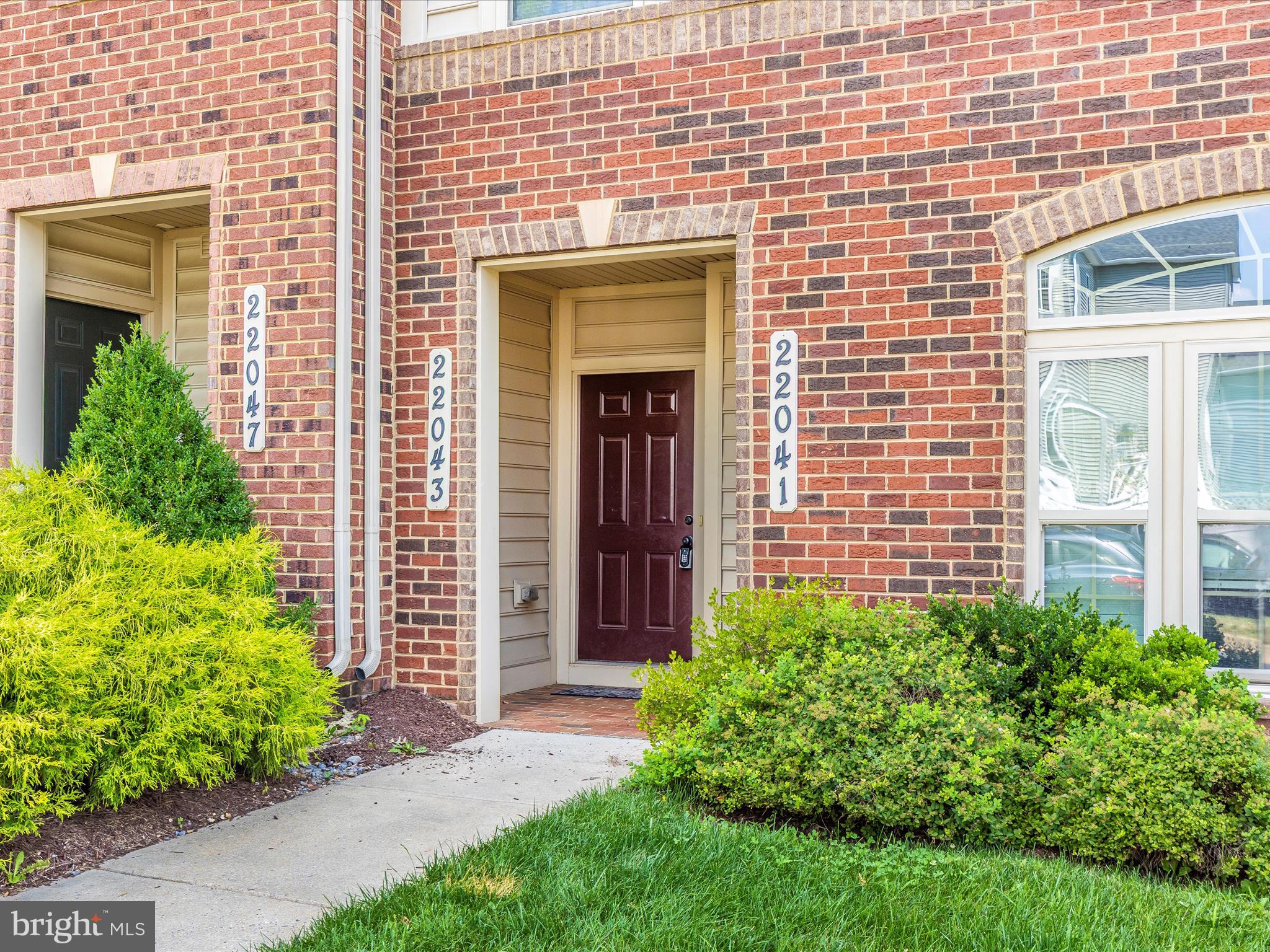 22043 BROADWAY AVENUE 401K