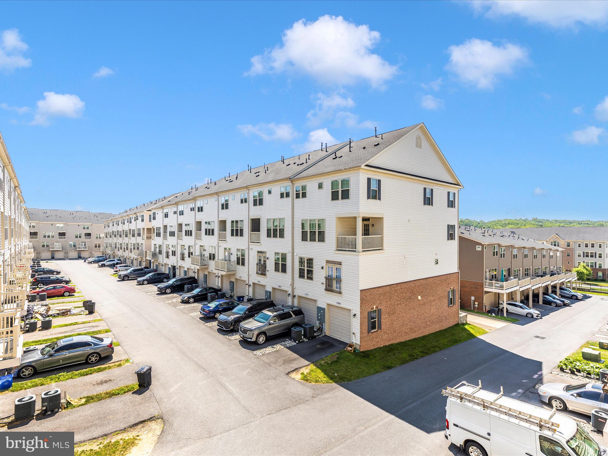 22043 BROADWAY AVENUE 401K