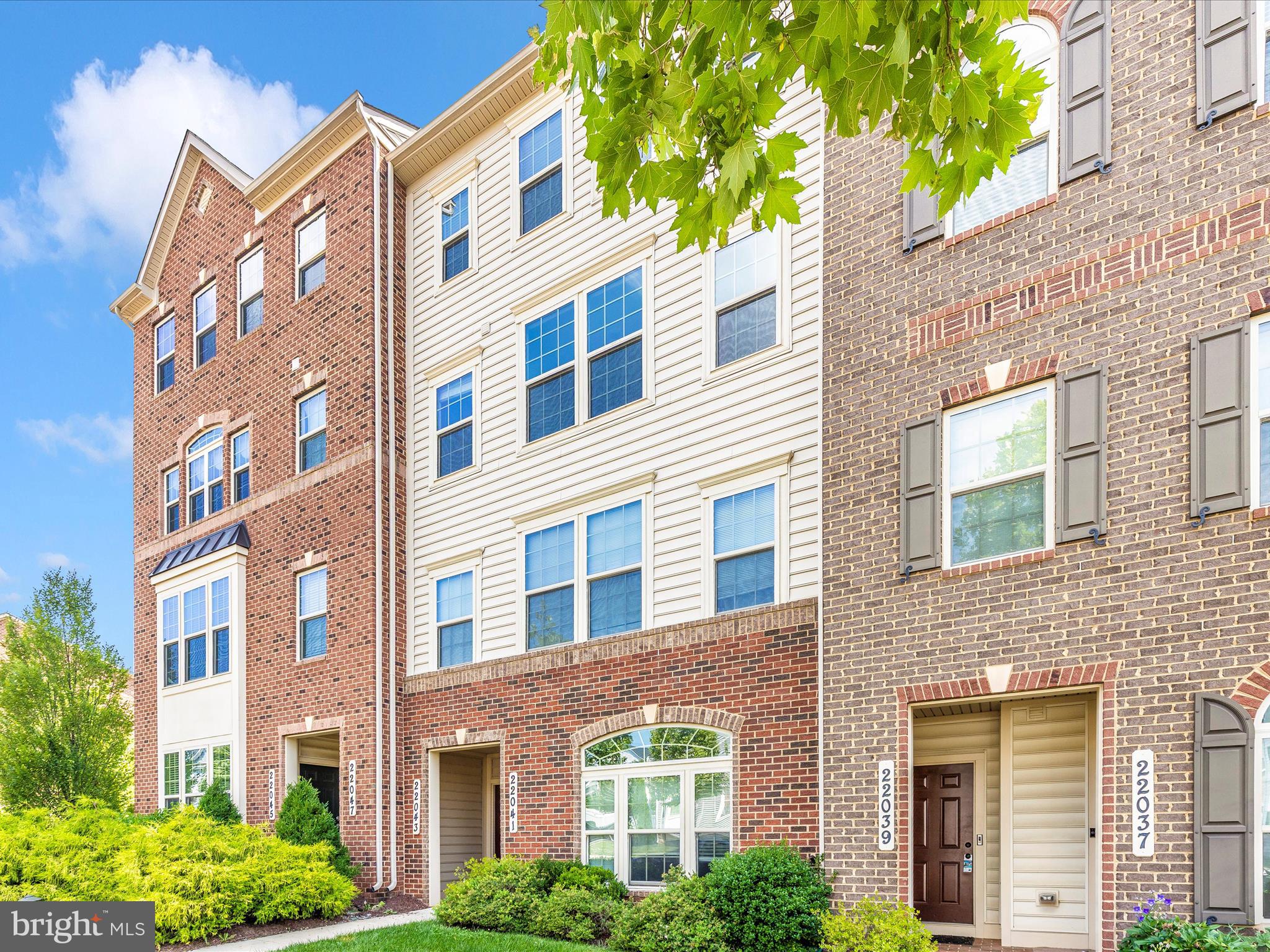 22043 BROADWAY AVENUE 401K