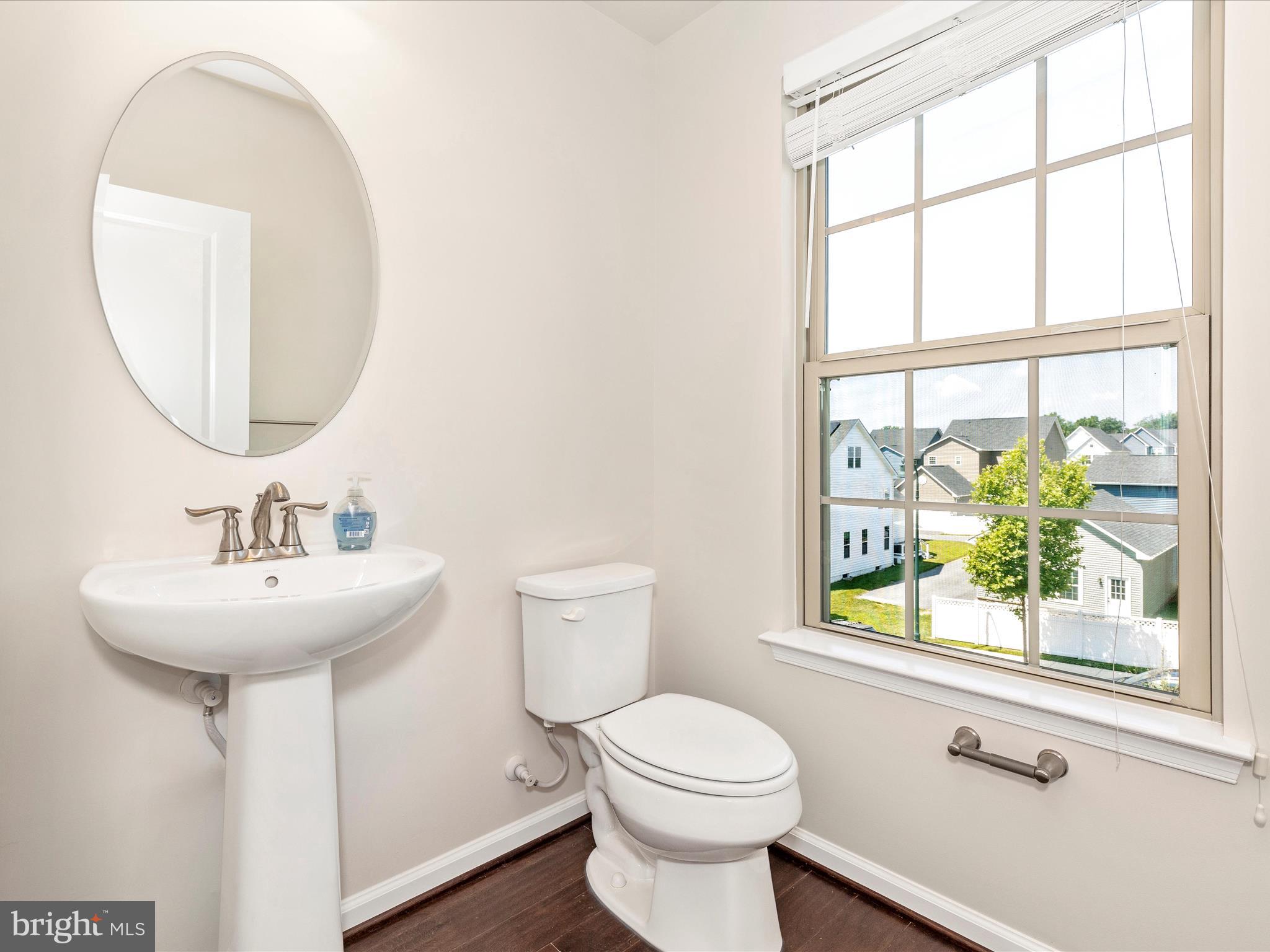 22043 BROADWAY AVENUE 401K