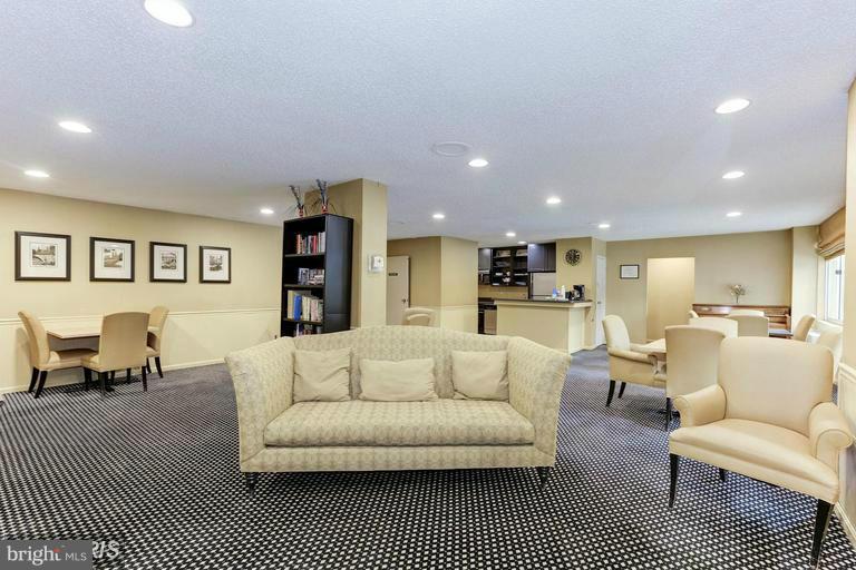 11801 ROCKVILLE PIKE #PH15