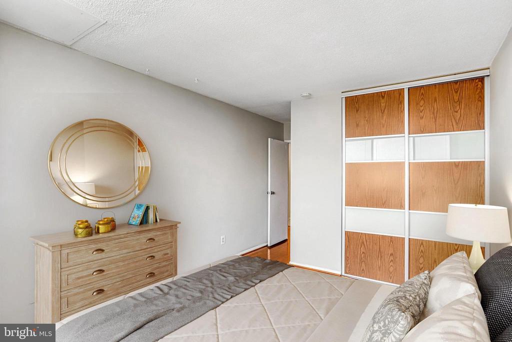 11801 ROCKVILLE PIKE #PH15