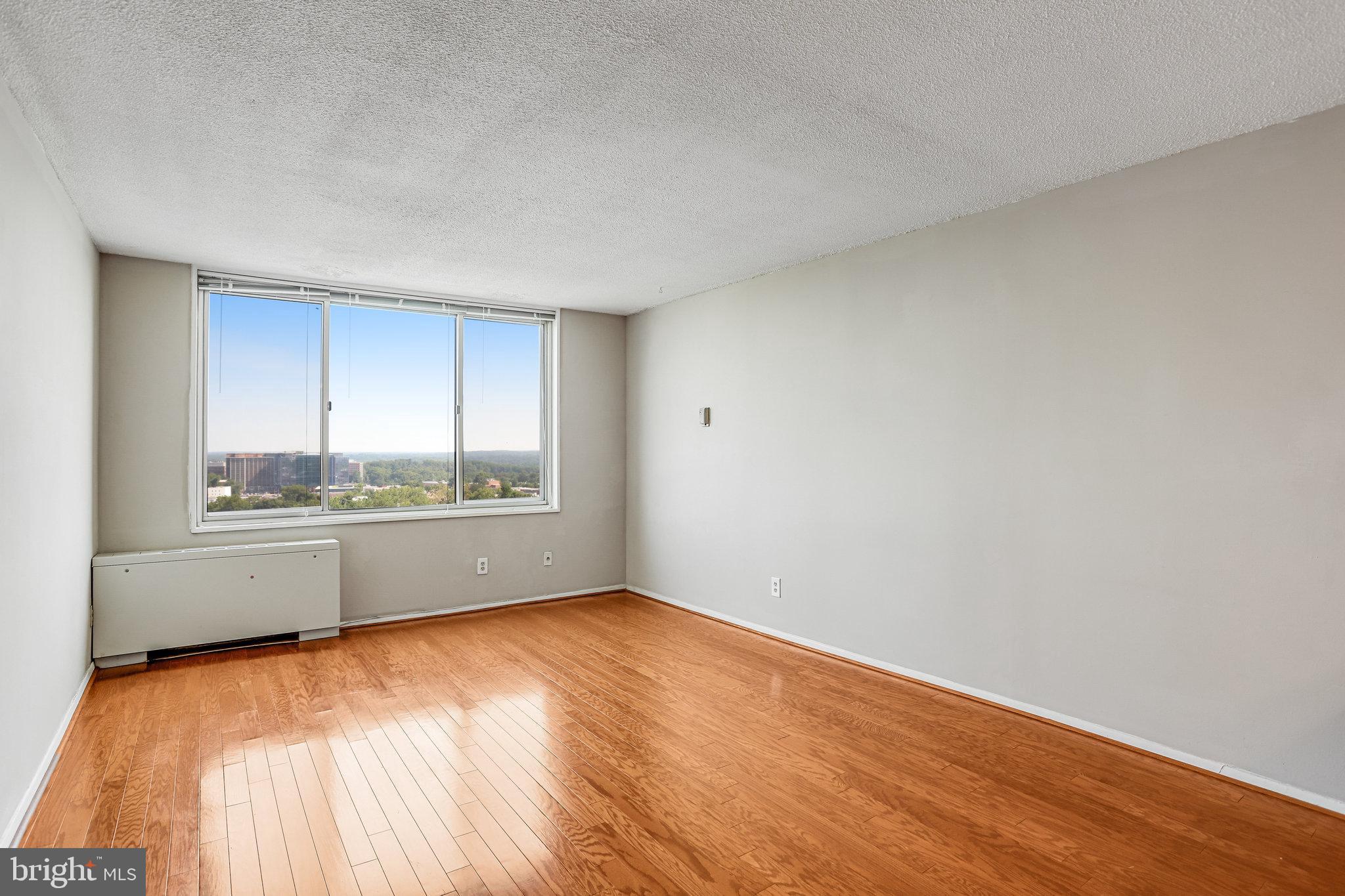 11801 ROCKVILLE PIKE #PH15