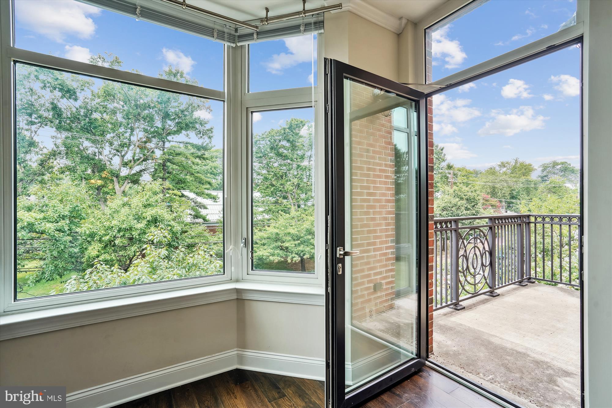 4915 HAMPDEN LANE 307