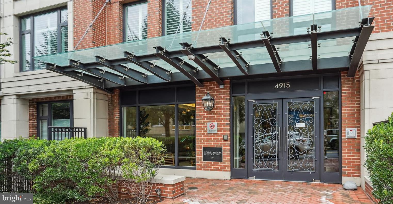 4915 HAMPDEN LANE 307