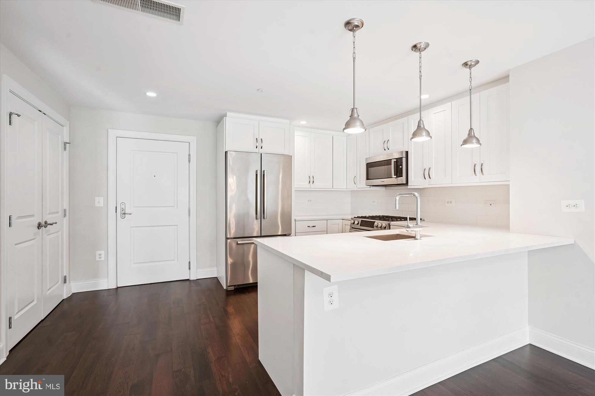 4915 HAMPDEN LANE 307