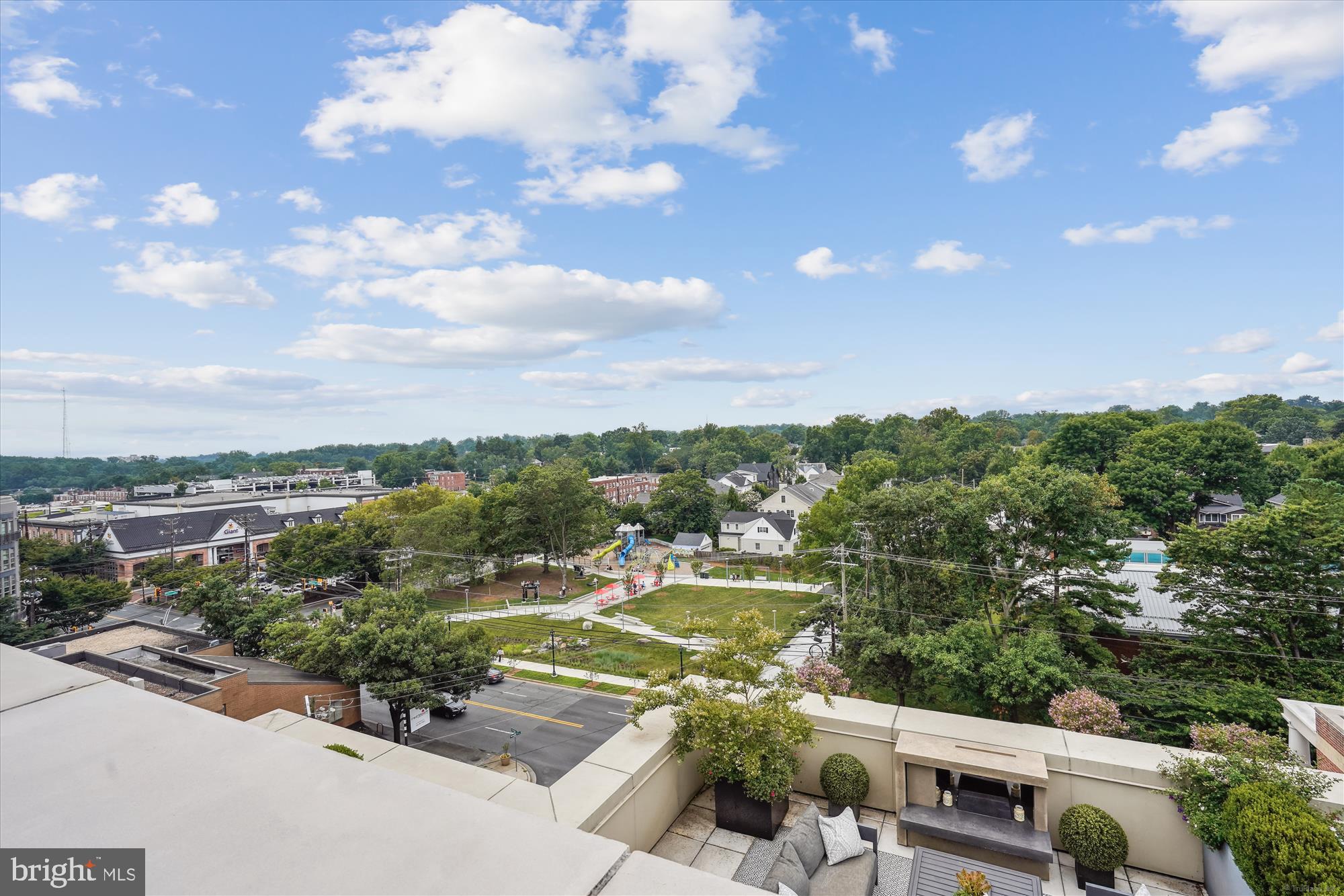 4915 HAMPDEN LANE 307