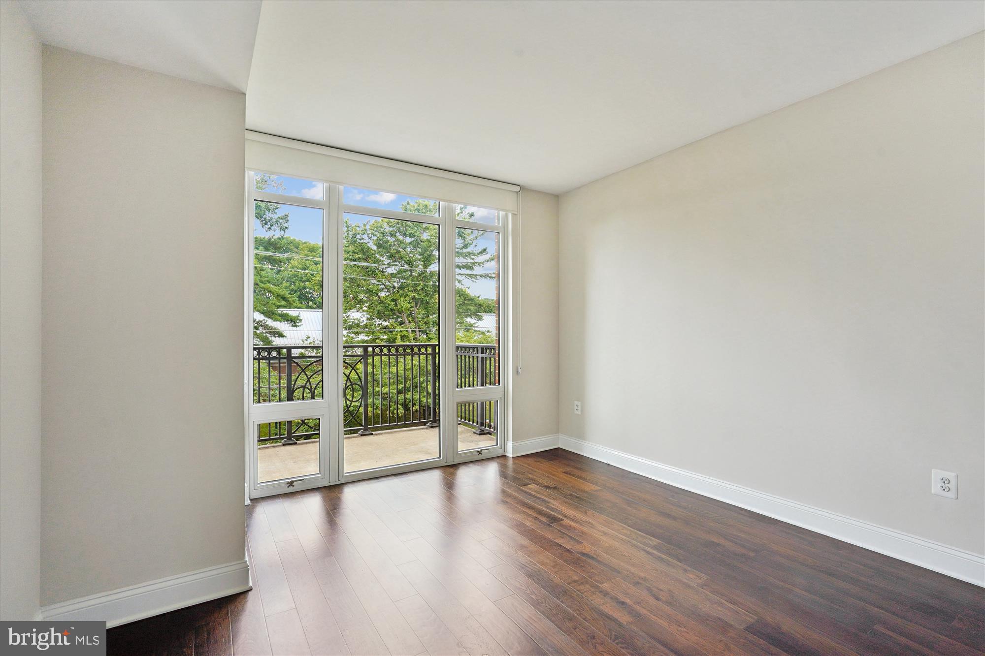 4915 HAMPDEN LANE 307