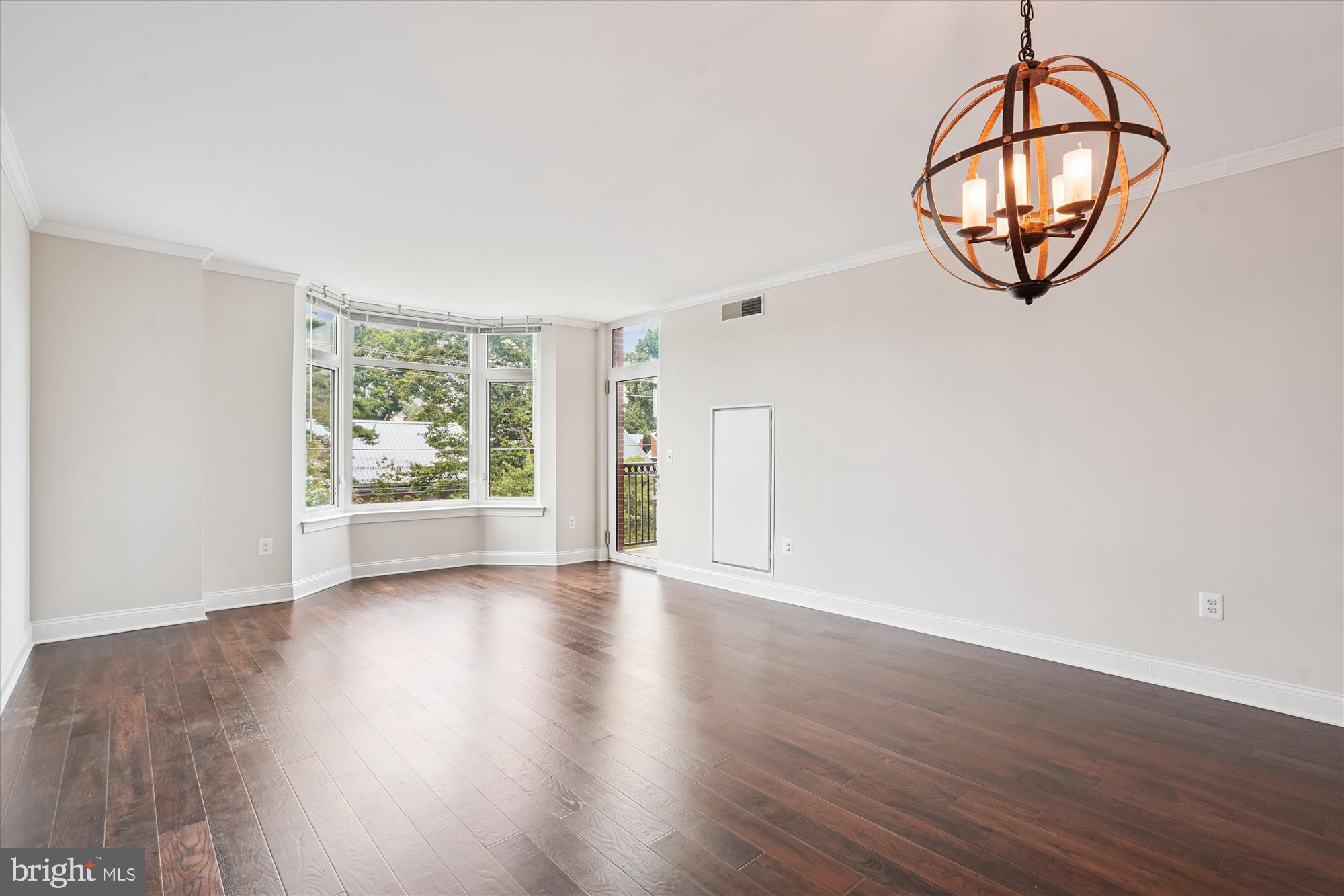 4915 HAMPDEN LANE 307