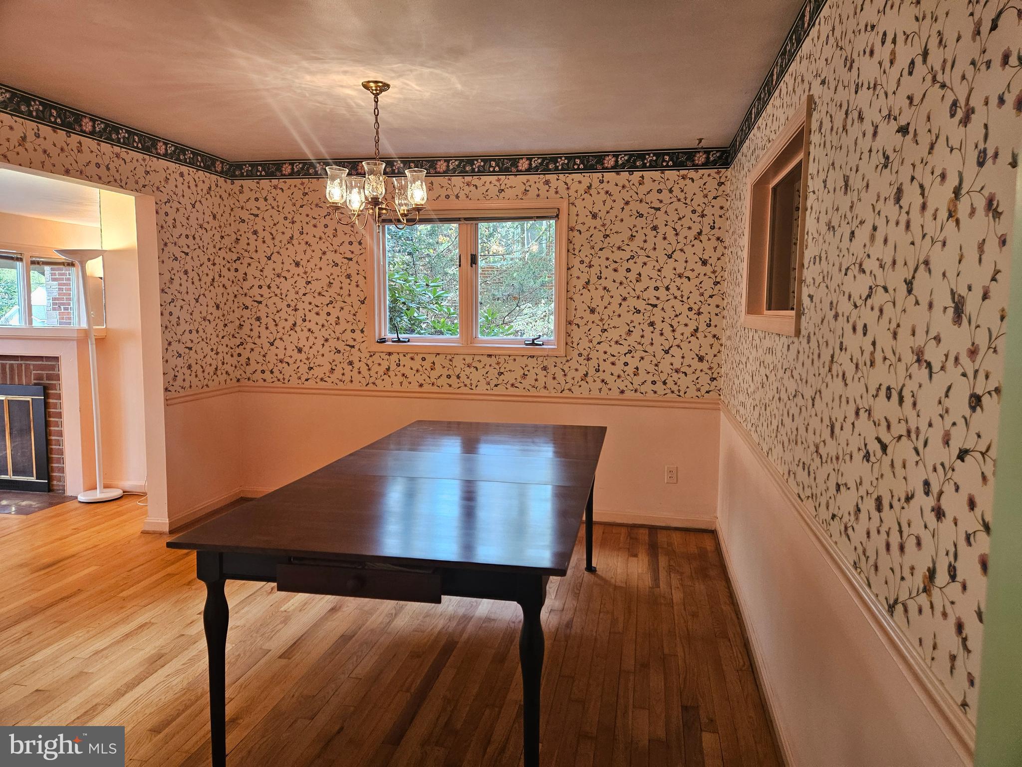 7704 GERANIUM STREET