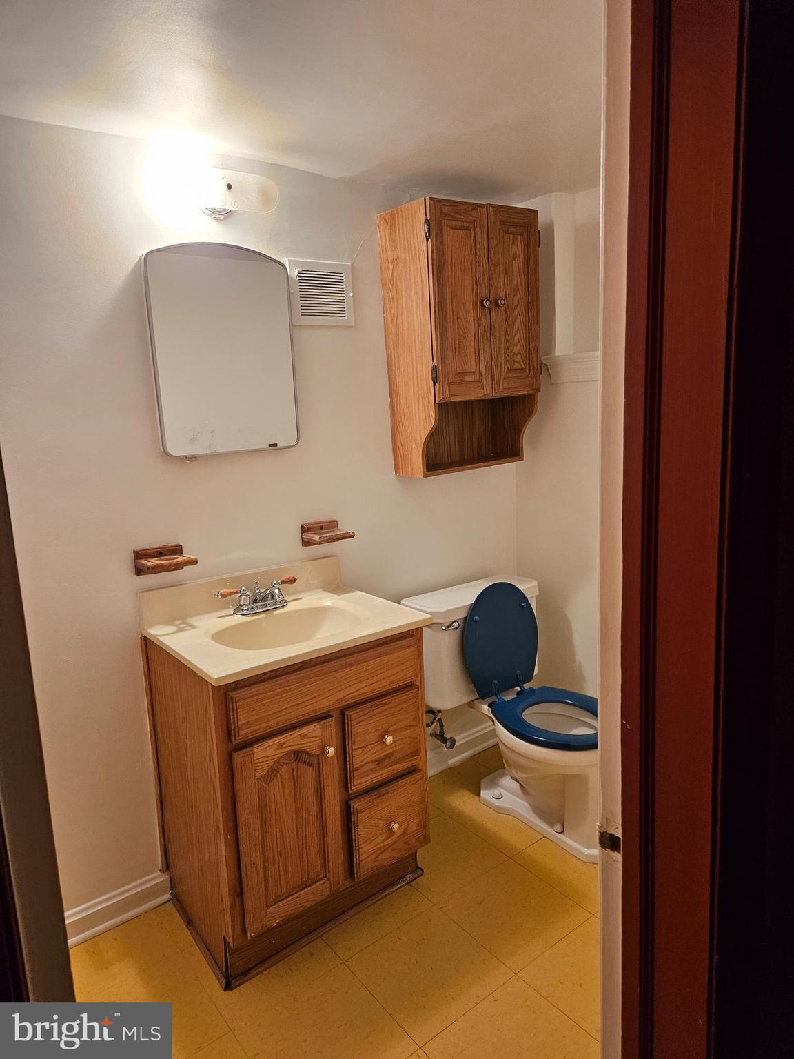 7704 GERANIUM STREET