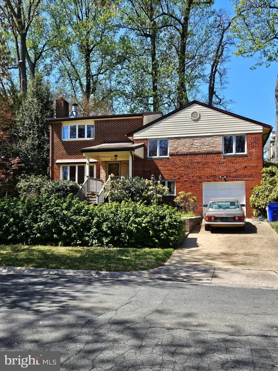 7704 GERANIUM STREET