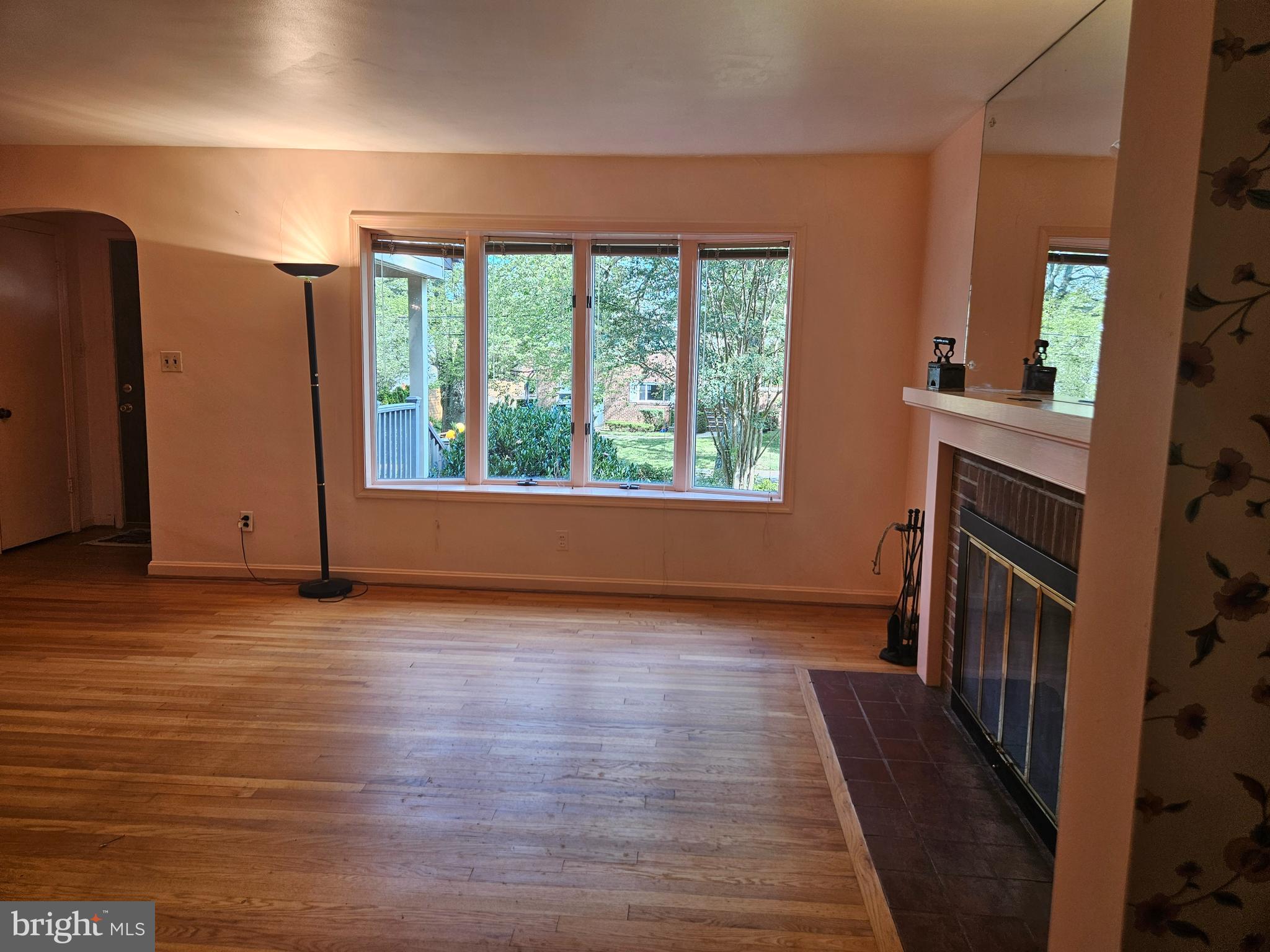 7704 GERANIUM STREET