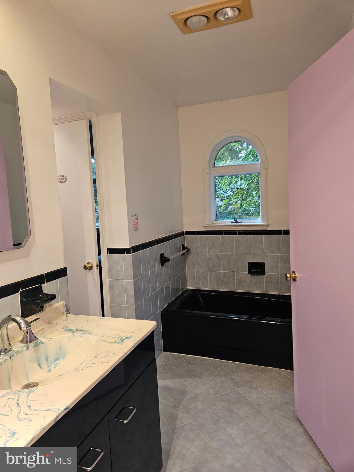 7704 GERANIUM STREET