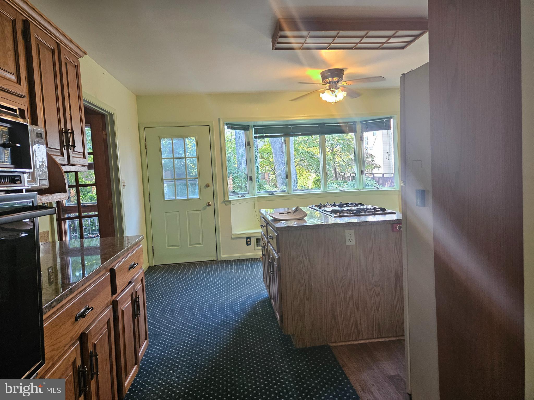 7704 GERANIUM STREET