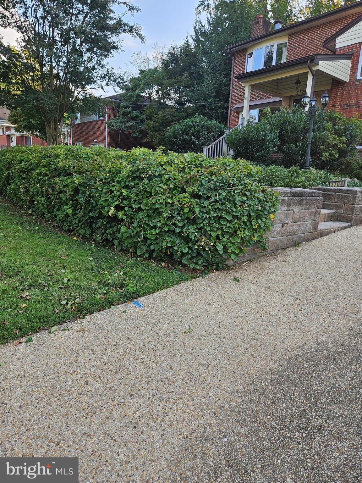 7704 GERANIUM STREET