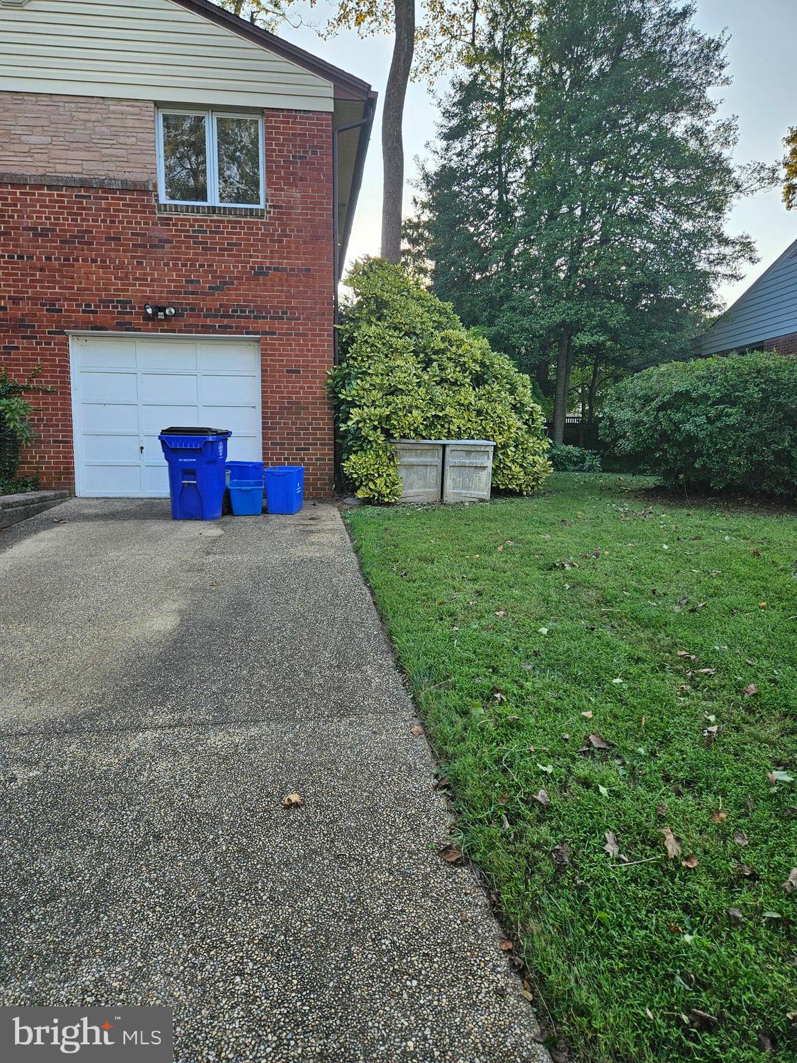 7704 GERANIUM STREET