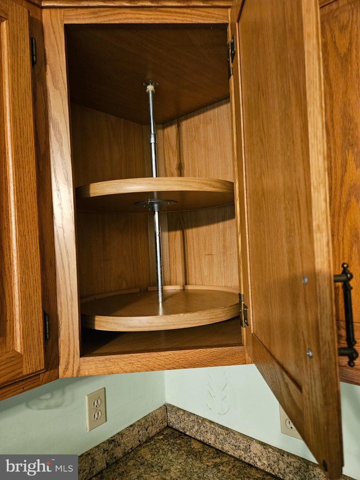 7704 GERANIUM STREET