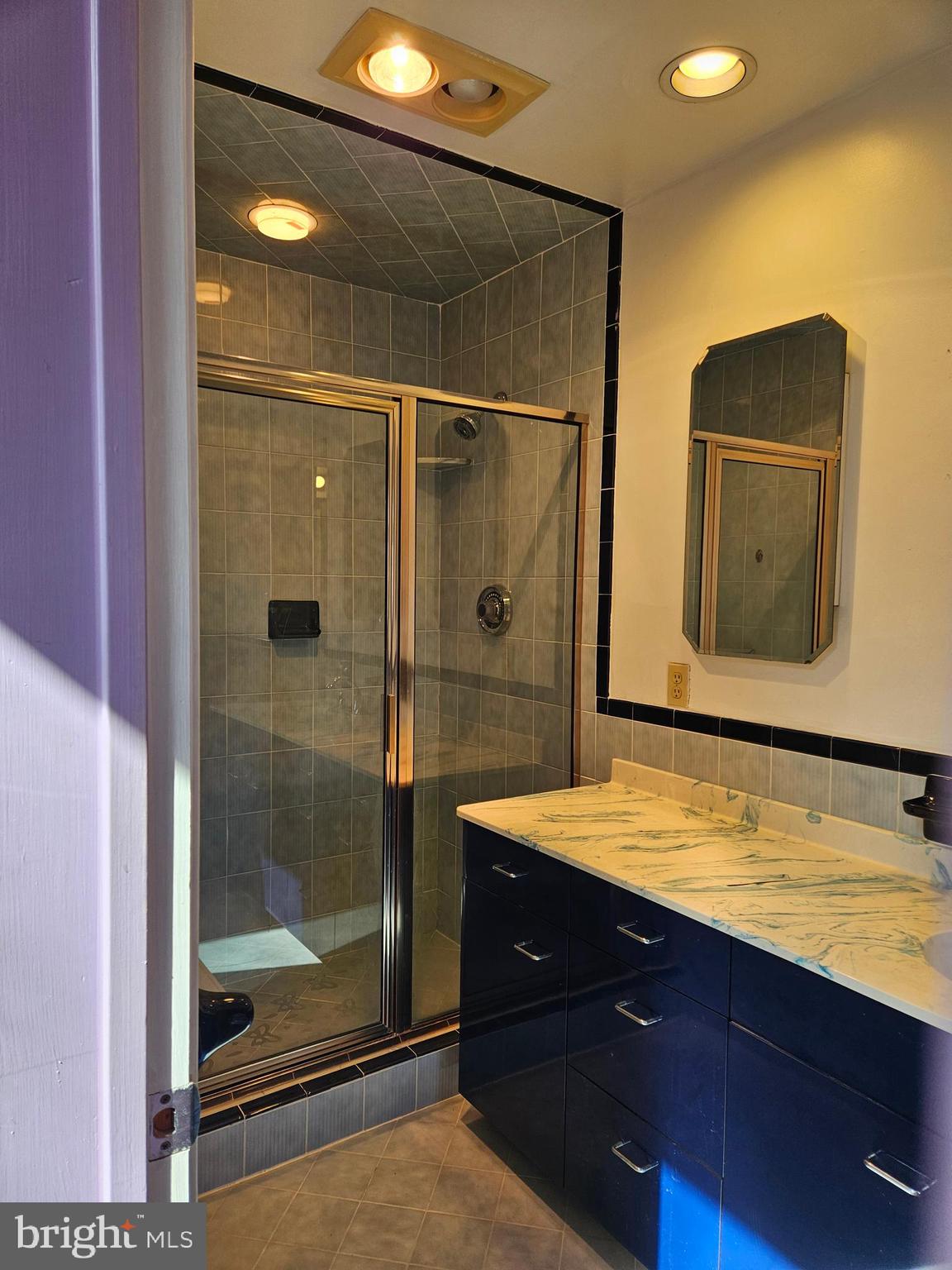 7704 GERANIUM STREET