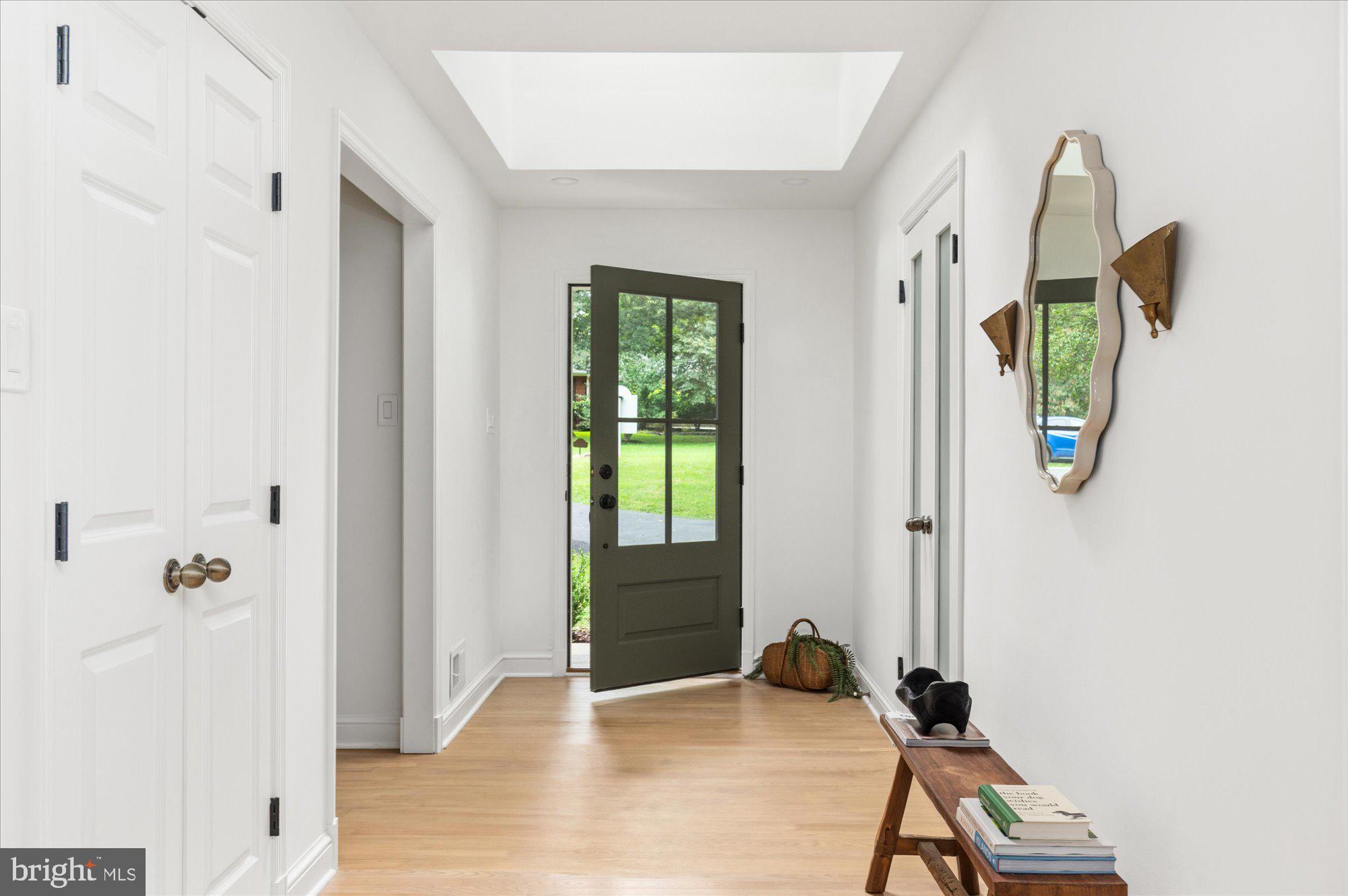 9225 LAUREL OAK DRIVE