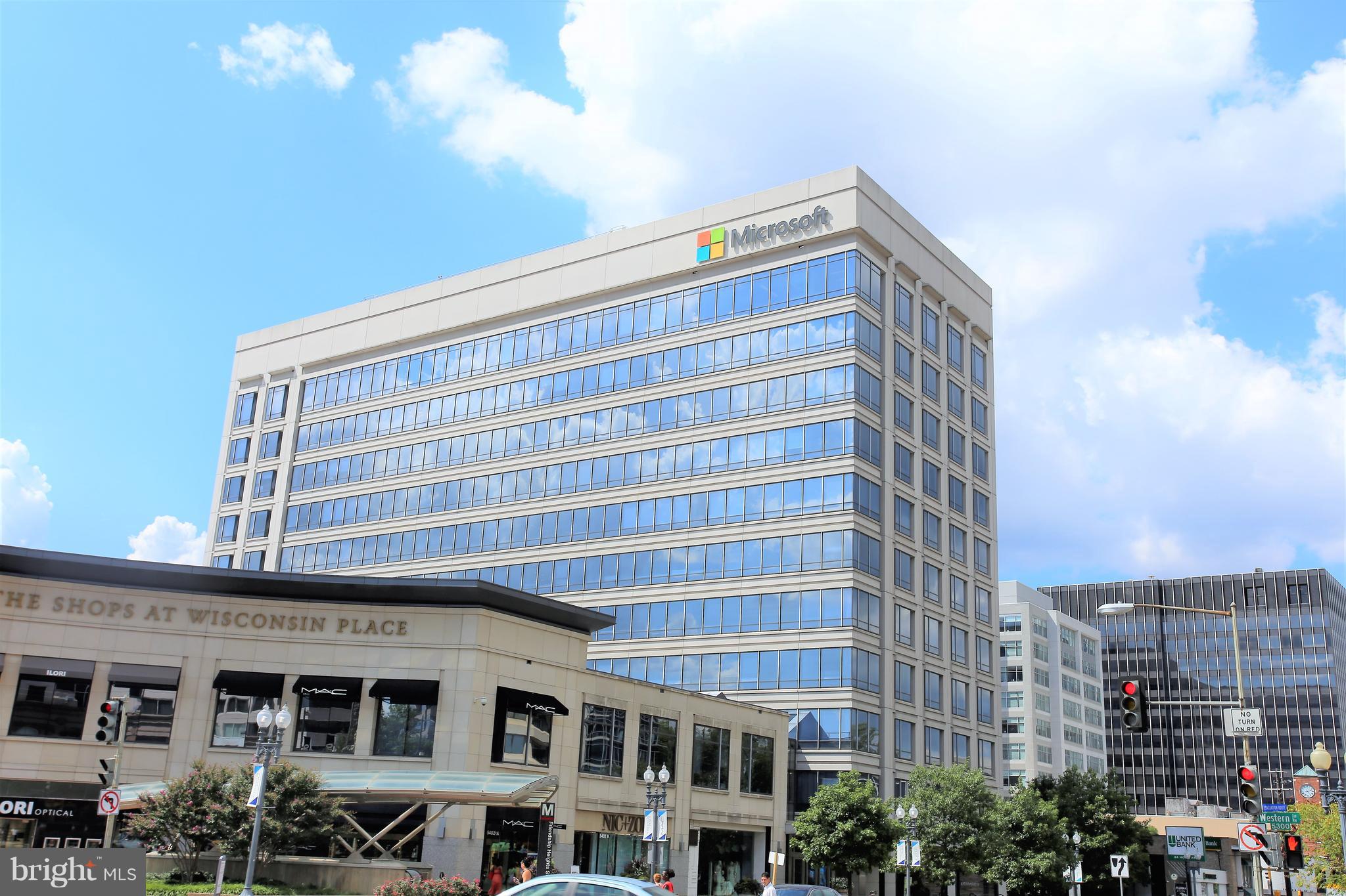 4515 WILLARD AVENUE 2320S