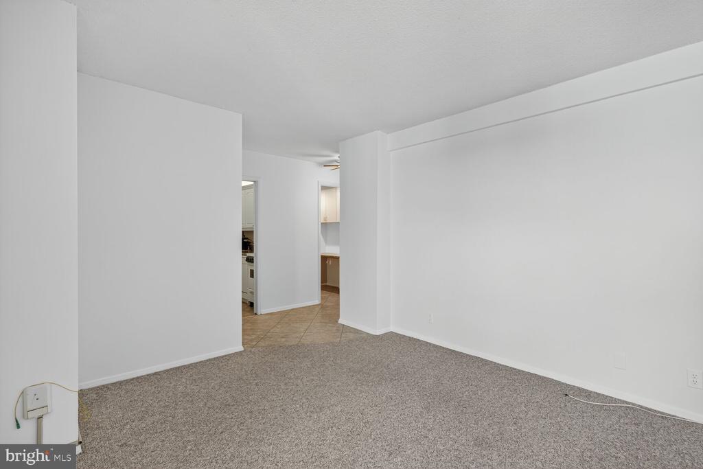 4515 WILLARD AVENUE 2320S