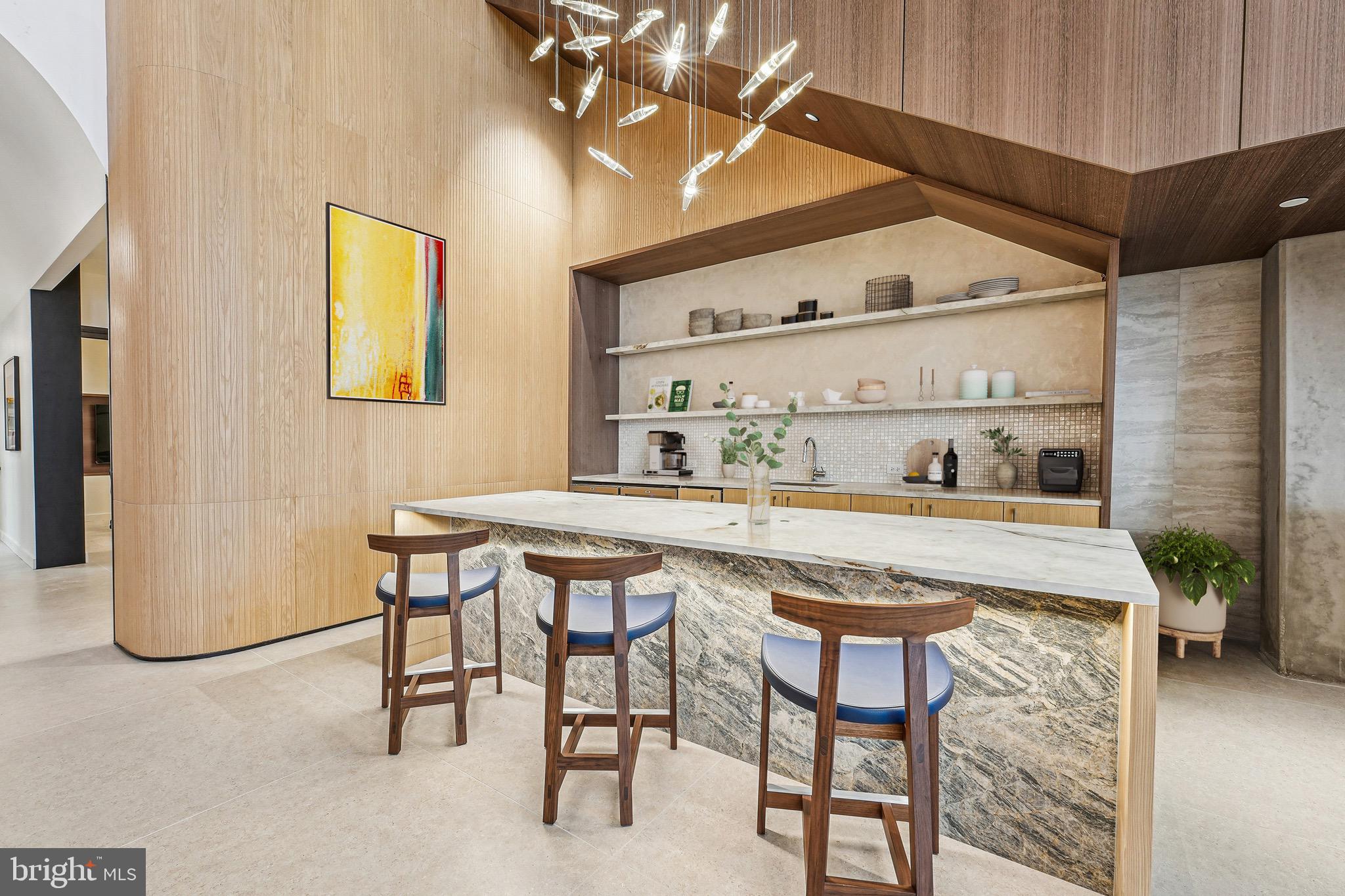 4909 AUBURN AVENUE 1011