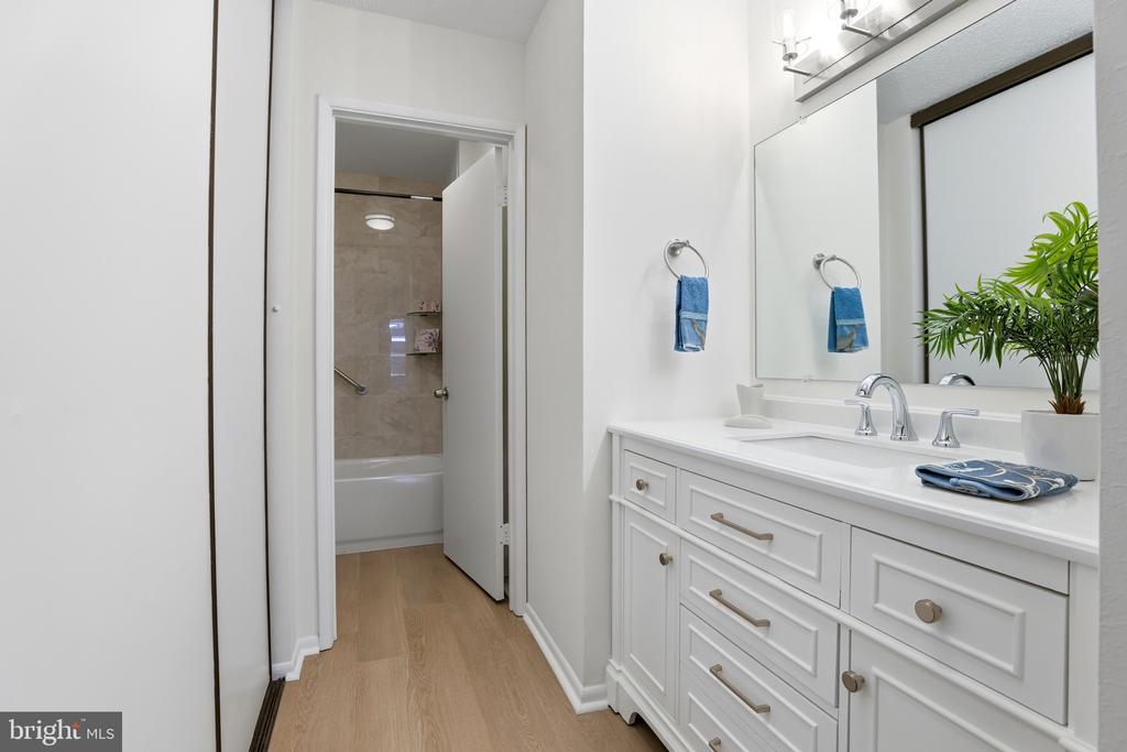 3500 FOREST EDGE DRIVE 15-2F