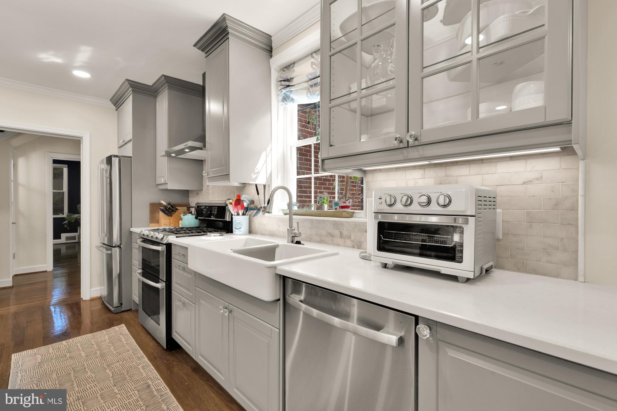 9701 CONNECTICUT AVENUE