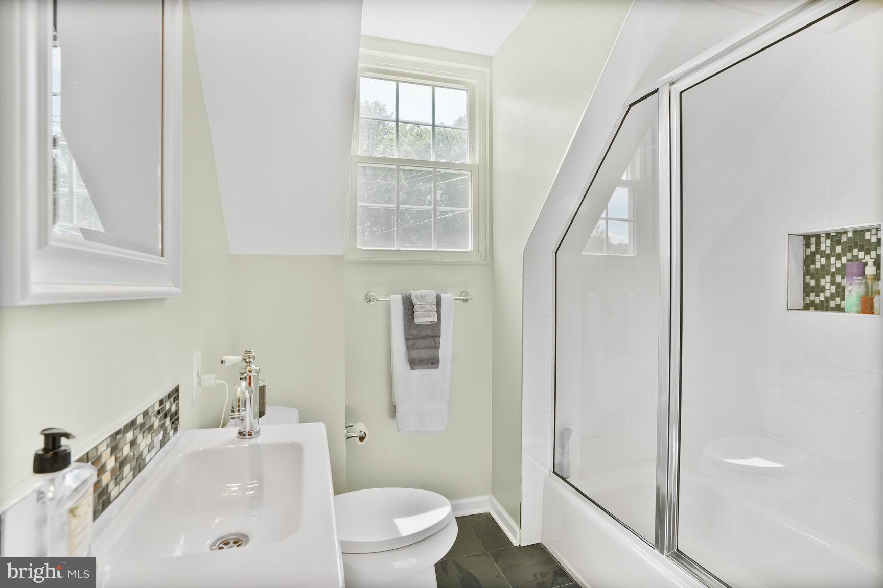 9701 CONNECTICUT AVENUE