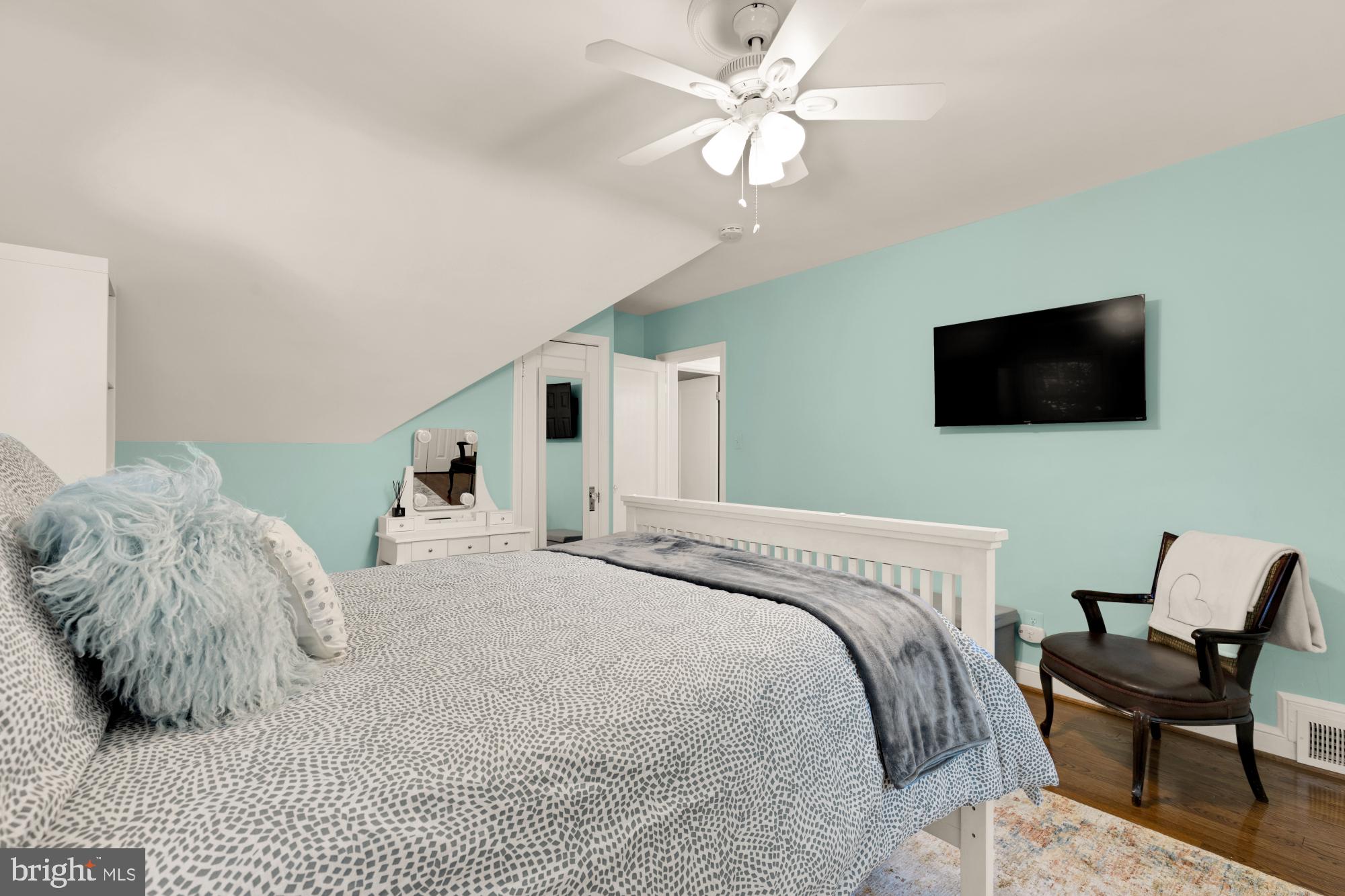 9701 CONNECTICUT AVENUE