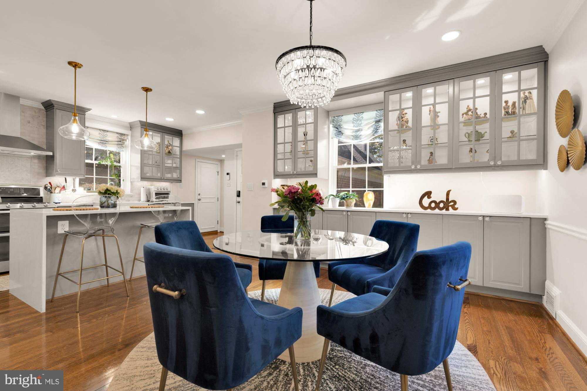 9701 CONNECTICUT AVENUE