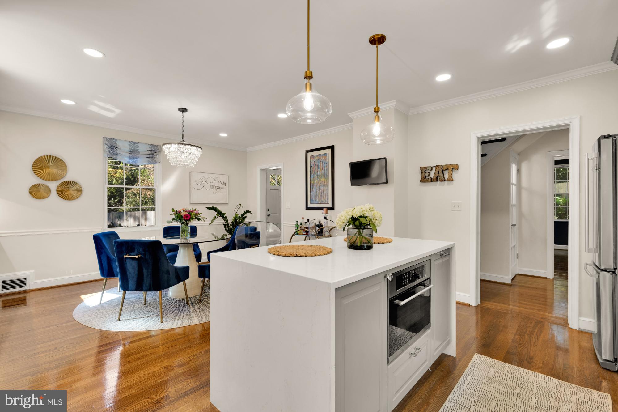 9701 CONNECTICUT AVENUE