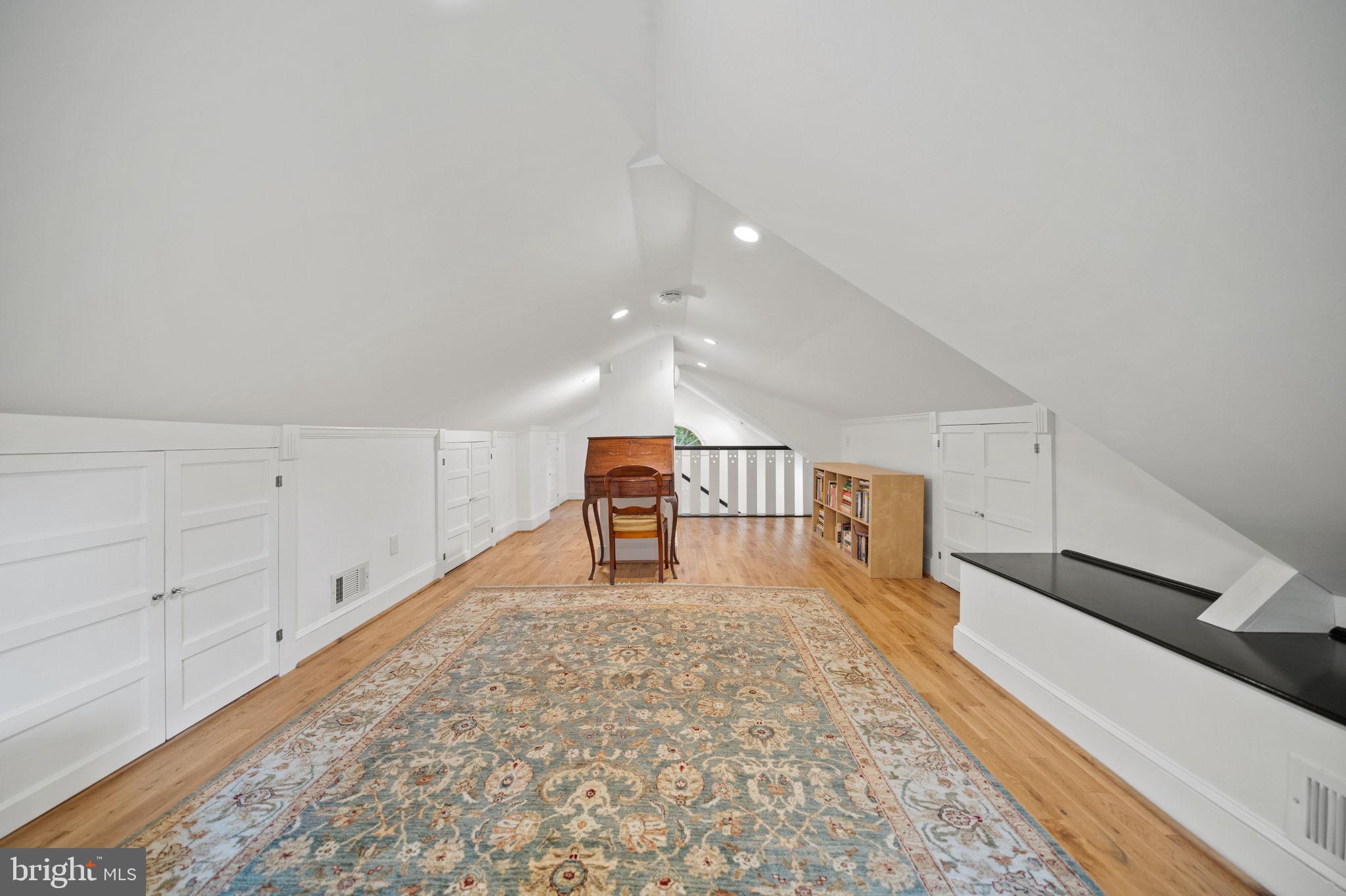 702 SLIGO CREEK PARKWAY