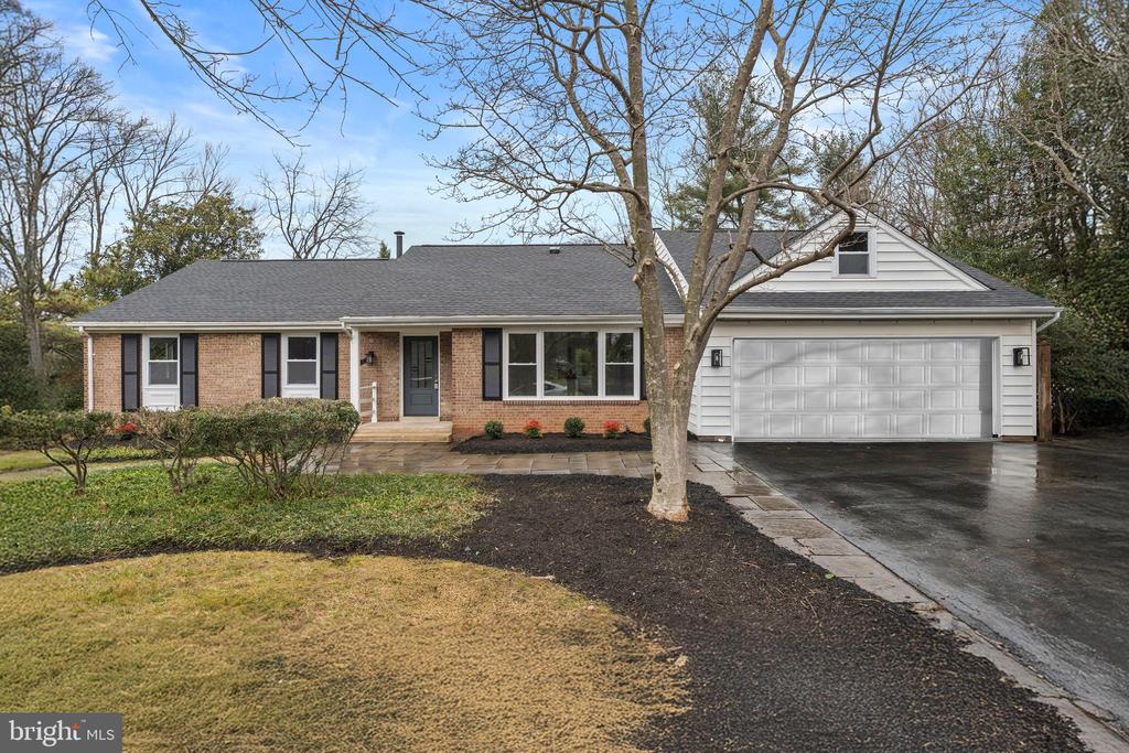 13217 LOCKSLEY LANE